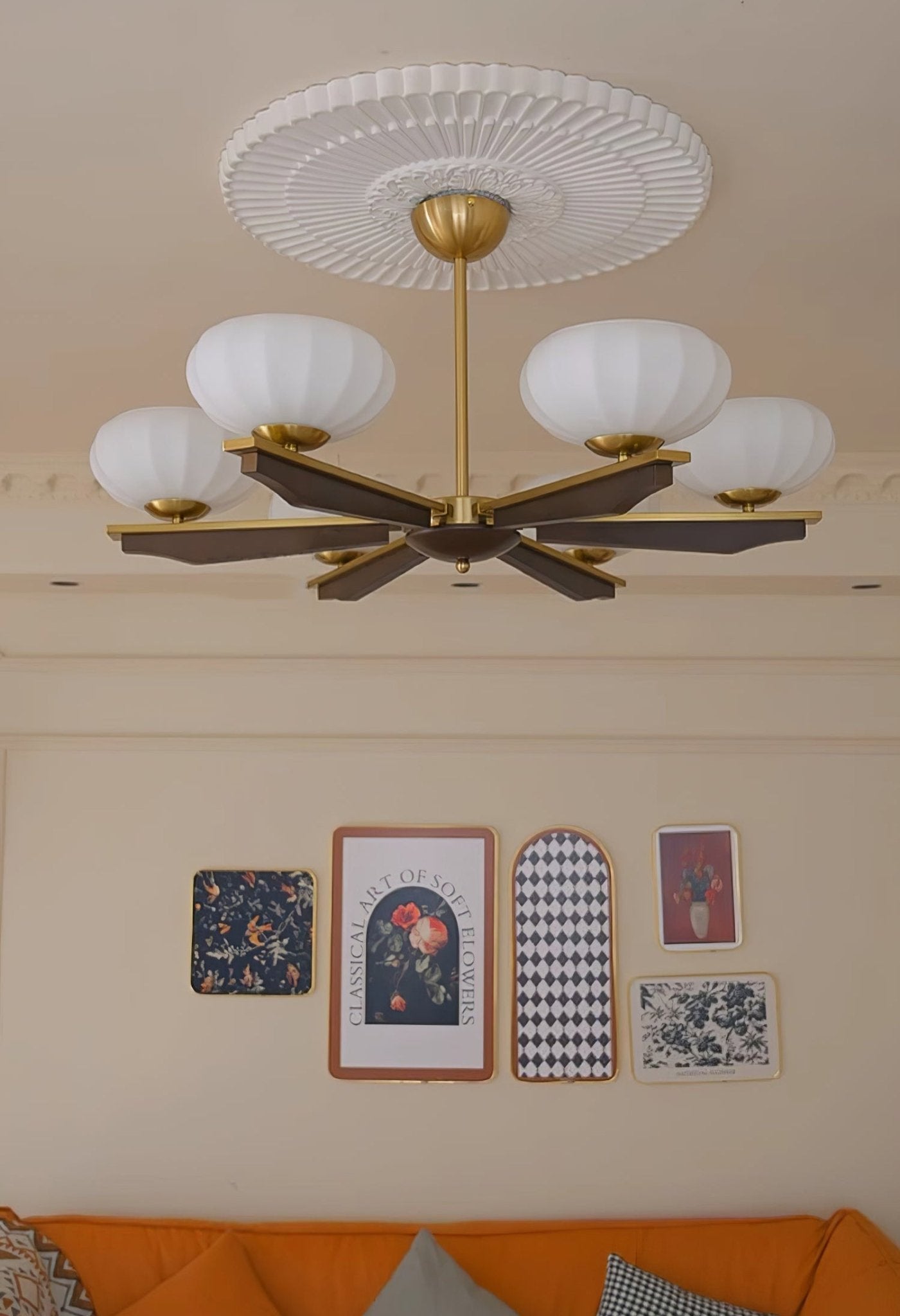 Uzoror Traditional Elegance Vintage Wood Chandelier-Neutral Decor