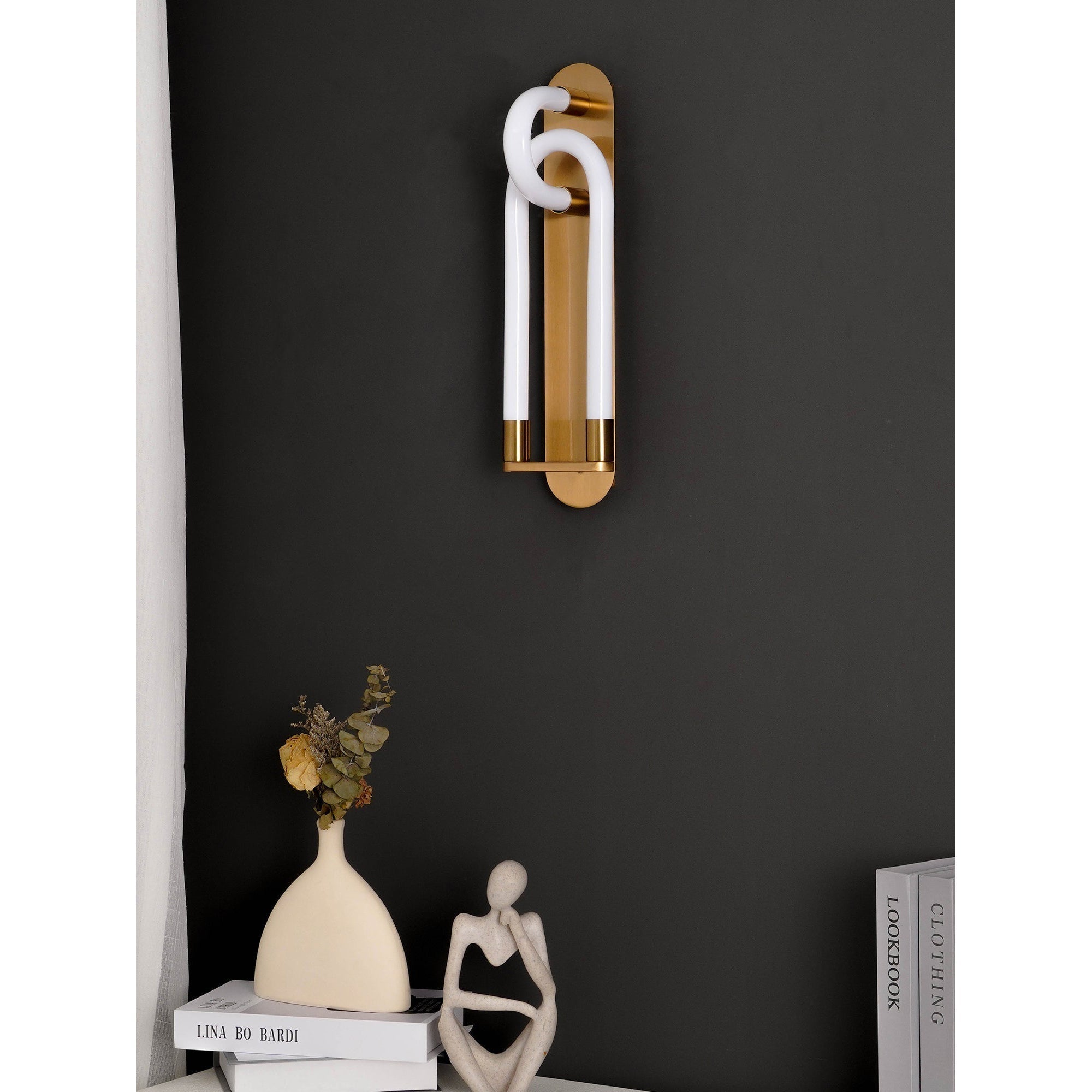 Sytheiel Wall Lamp