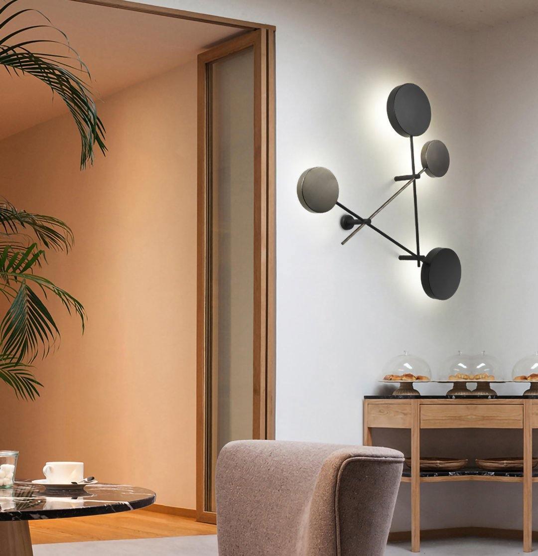 Ithael Individual Creativity Wall Lamp-Neutral Decor