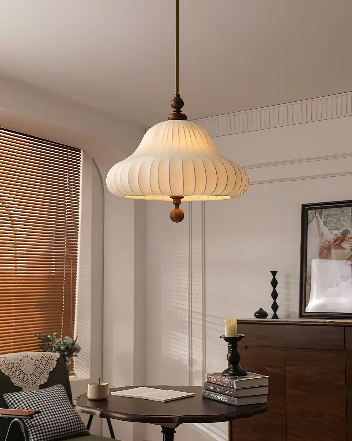 Cyrel Pendant Lamp Blooming Flower Shape Brass-Neutral Decor