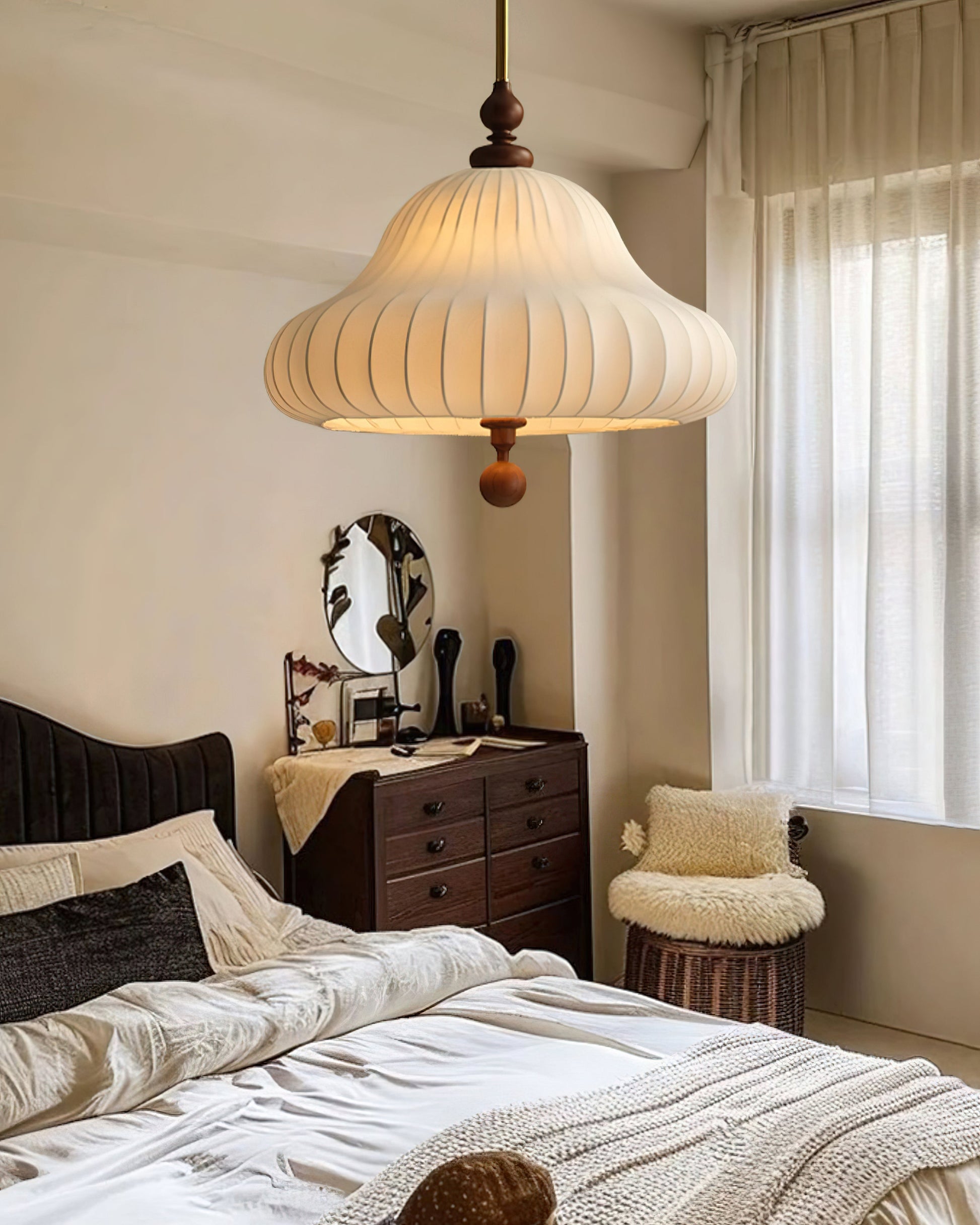 Cyrel Pendant Lamp Blooming Flower Shape Brass-Neutral Decor
