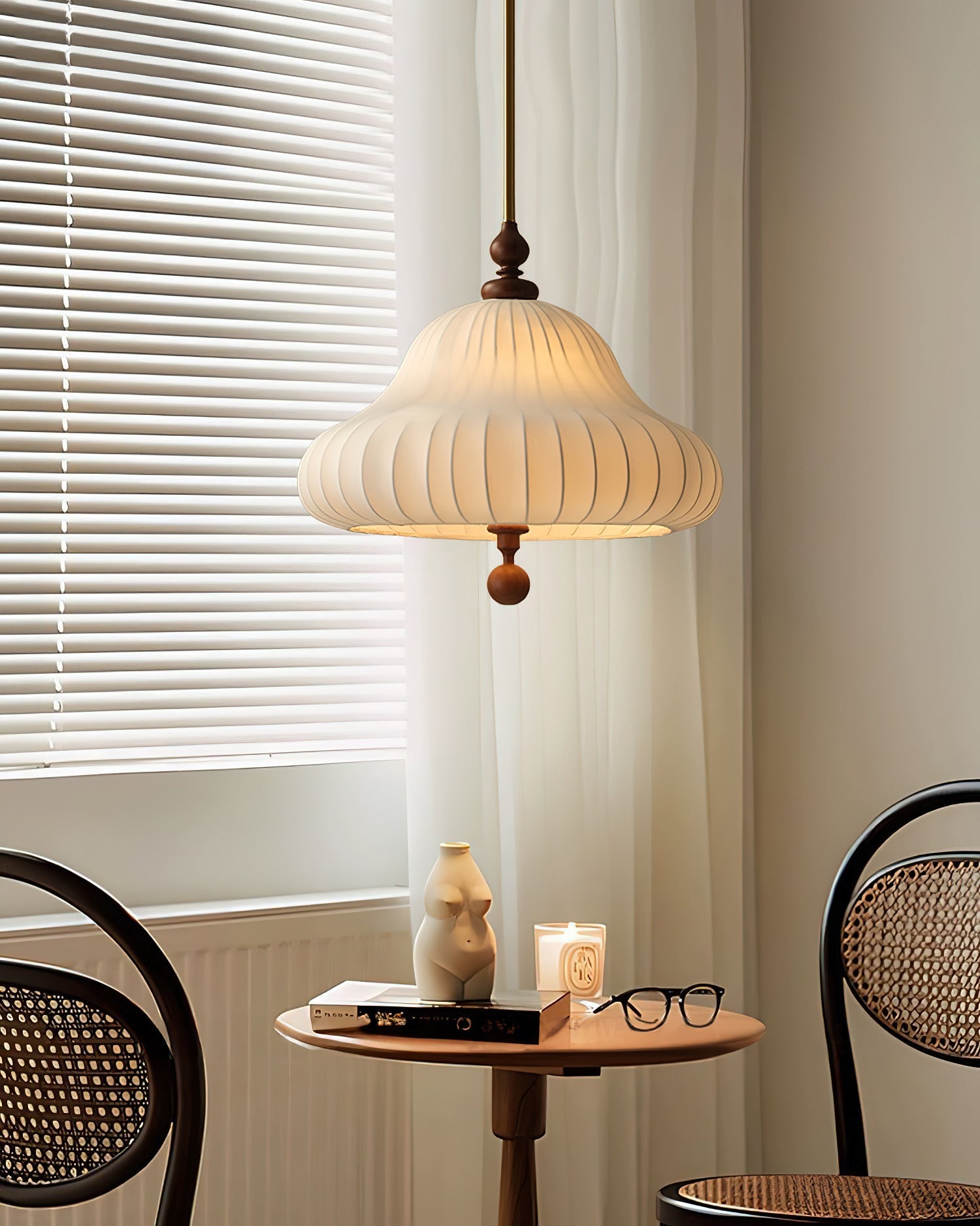 Cyrel Pendant Lamp Blooming Flower Shape Brass-Neutral Decor