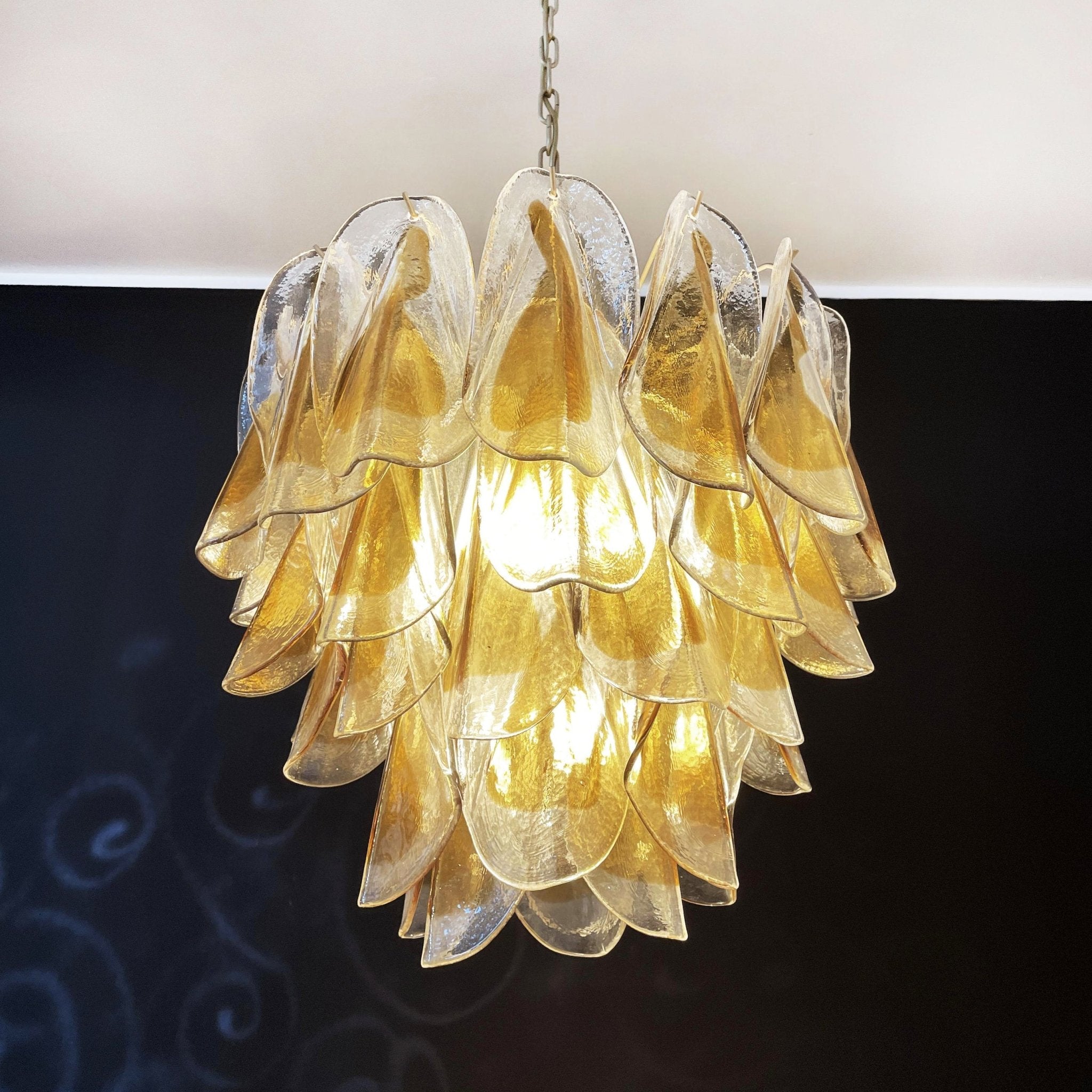 Vild Chandelier Isabella Gold Petal Layered-Neutral Decor
