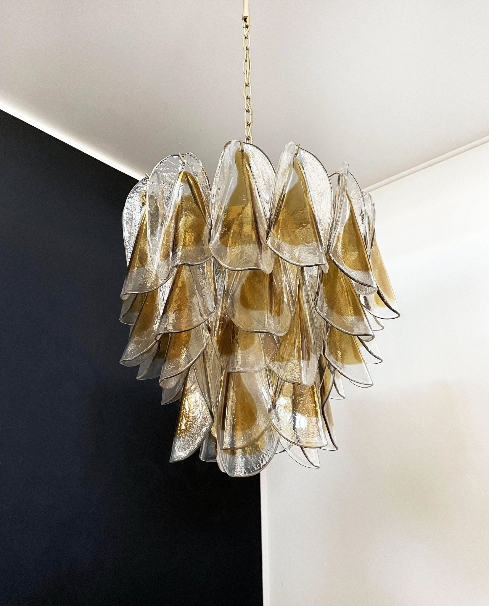 Vild Chandelier Isabella Gold Petal Layered-Neutral Decor