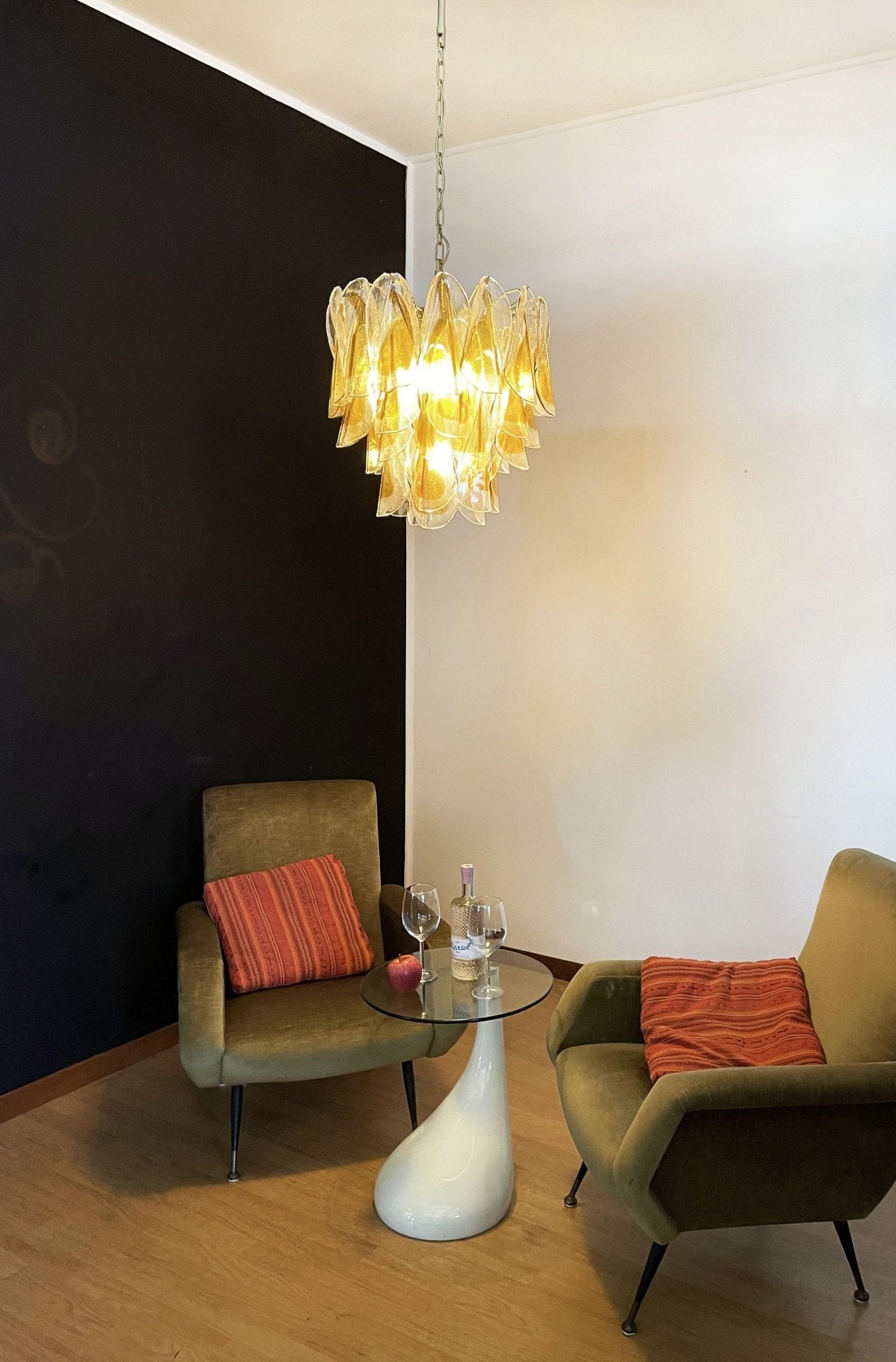 Vild Chandelier Isabella Gold Petal Layered-Neutral Decor