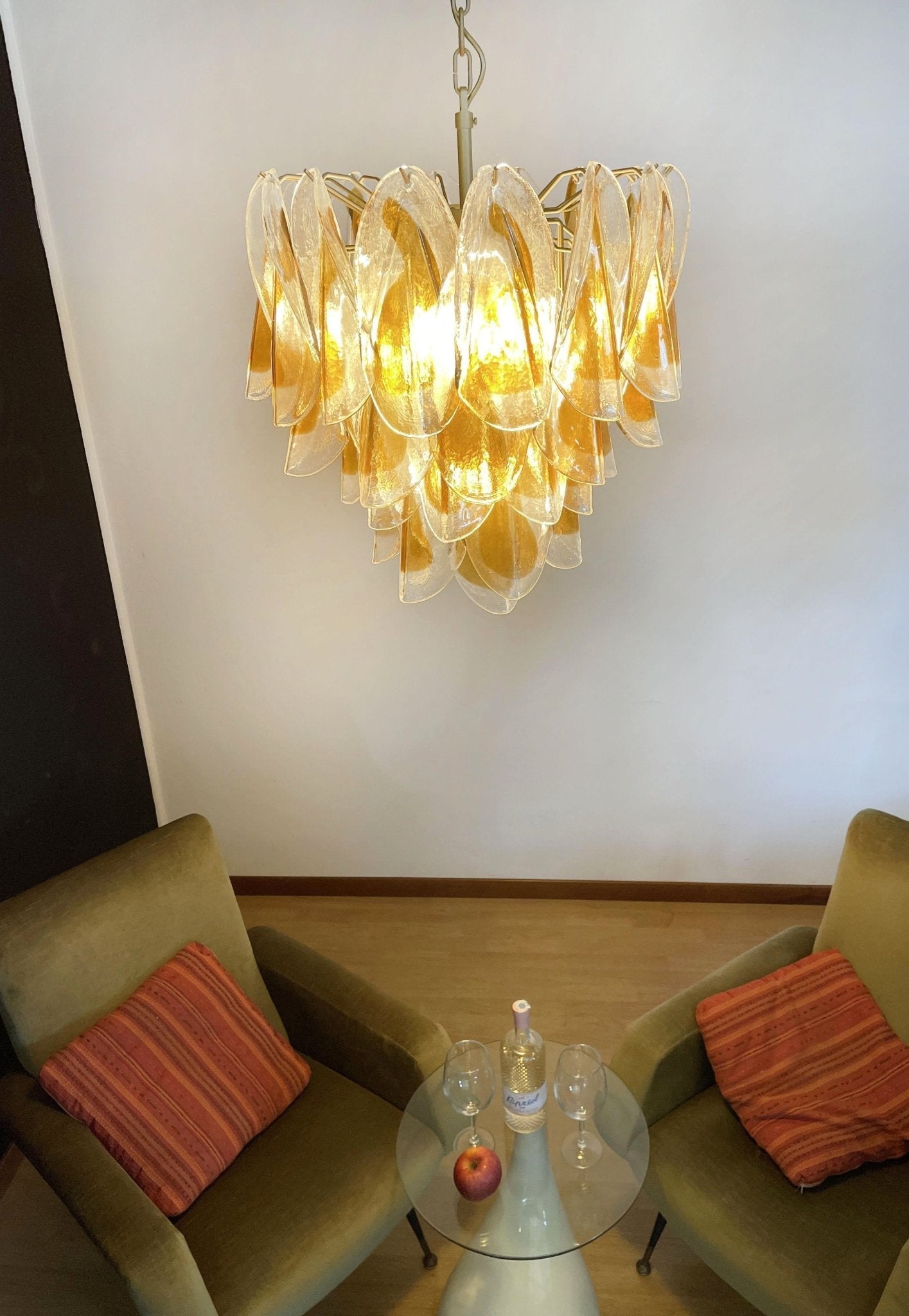Vild Chandelier Isabella Gold Petal Layered-Neutral Decor
