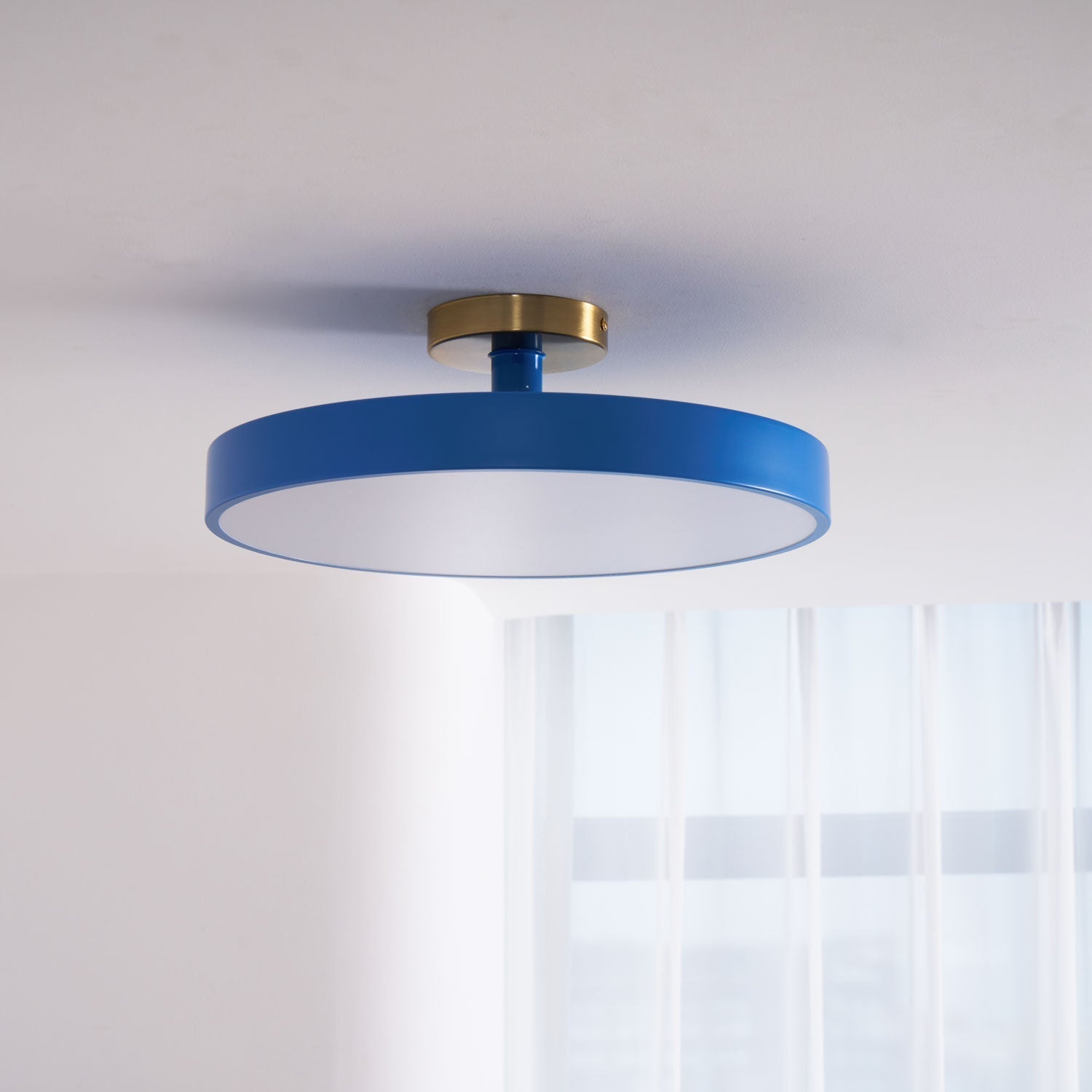 Solara Ceiling Lamp Flush Mount Black and Gold Modern-Neutral Decor