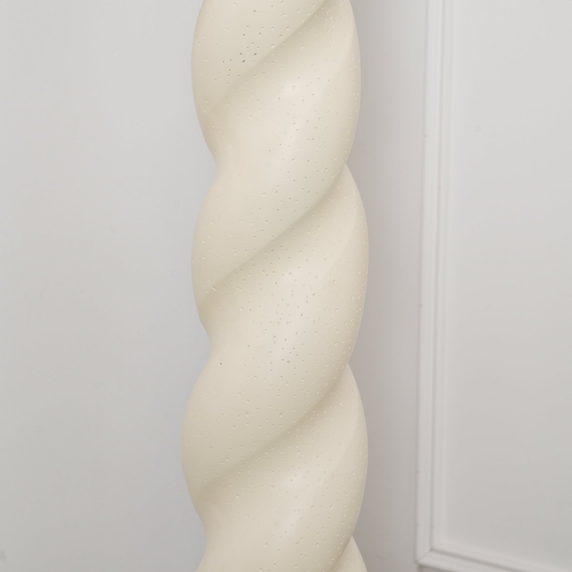 Voliril Artistic Resin Floor Lamp-Neutral Decor