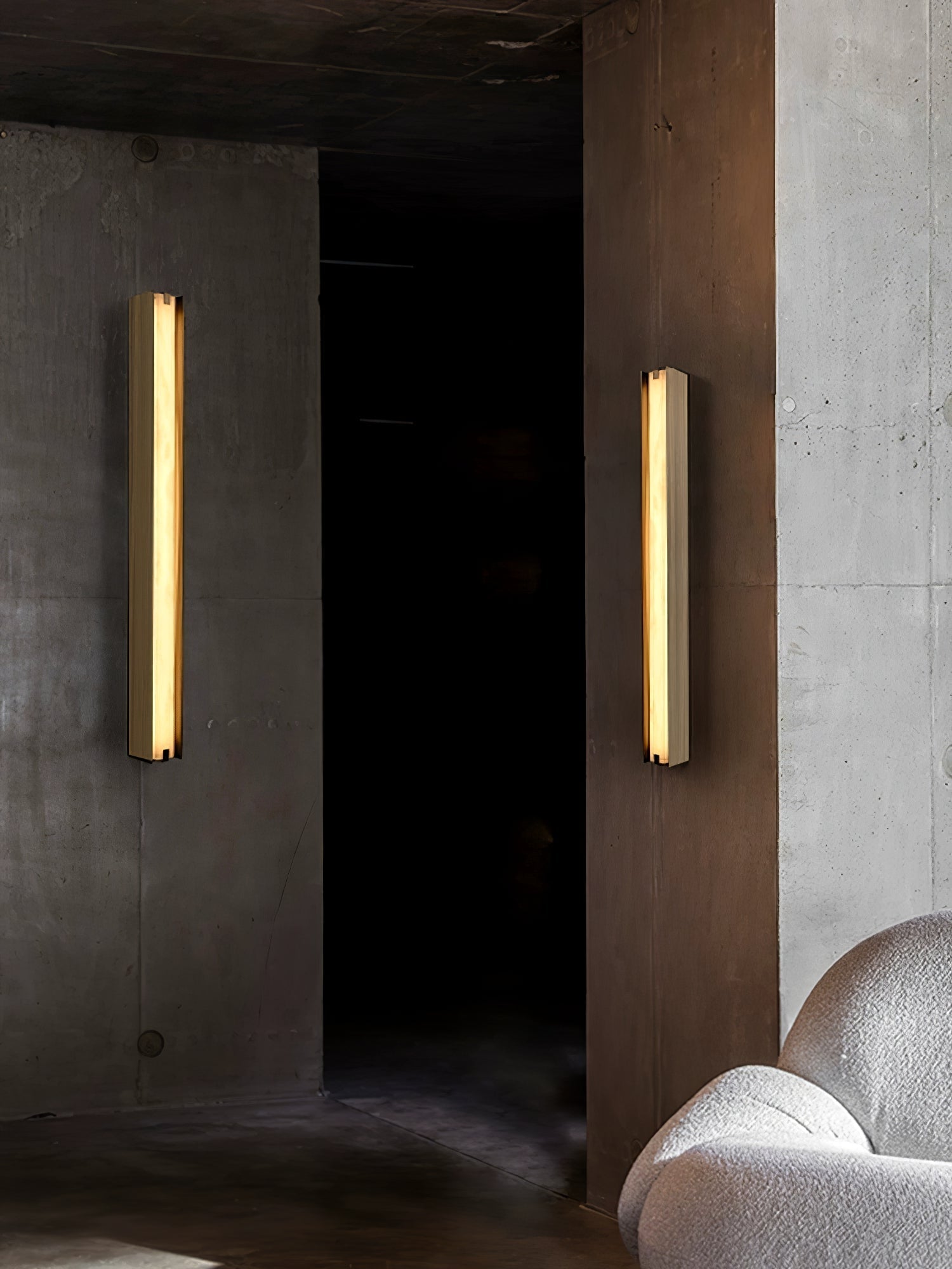 Tebris Alabaster Wall Sconce-Neutral Decor