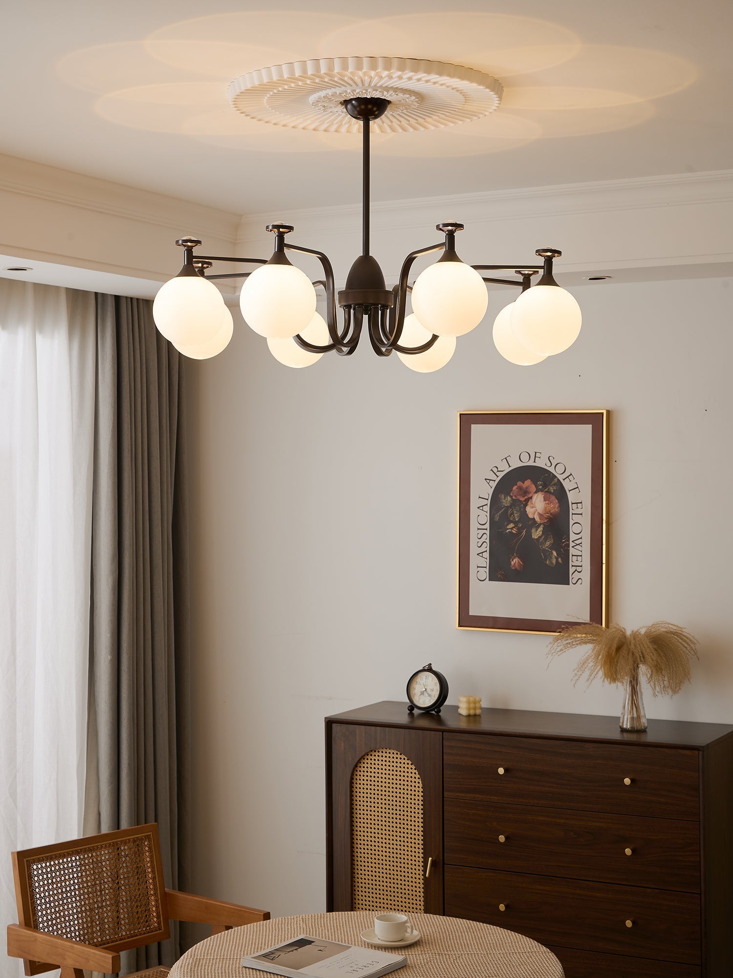Zotheira Elegance Vintage Glass Chandelier-Neutral Decor