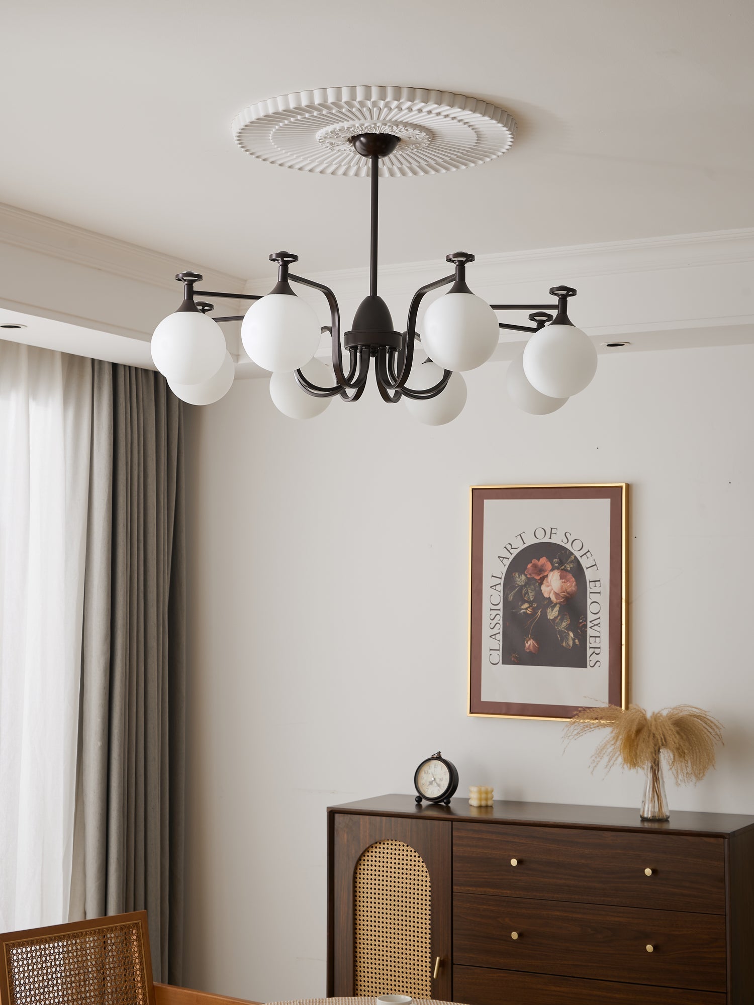 Zotheira Elegance Vintage Glass Chandelier-Neutral Decor