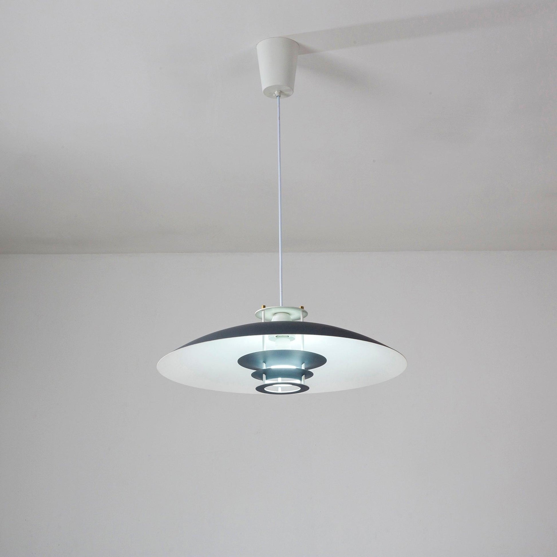 Noveny Modern Aluminum Pendant Light-Neutral Decor