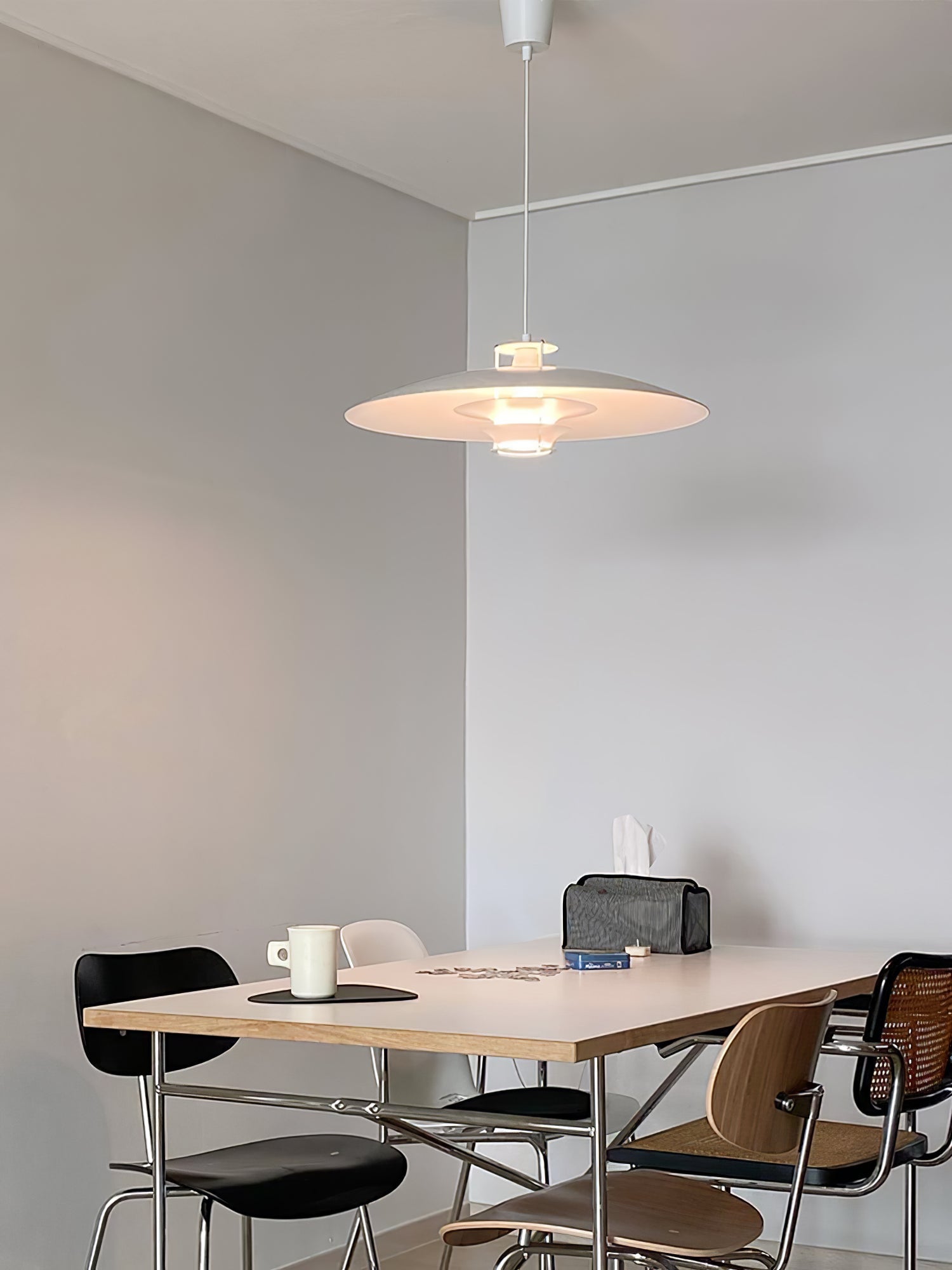 Noveny Modern Aluminum Pendant Light-Neutral Decor
