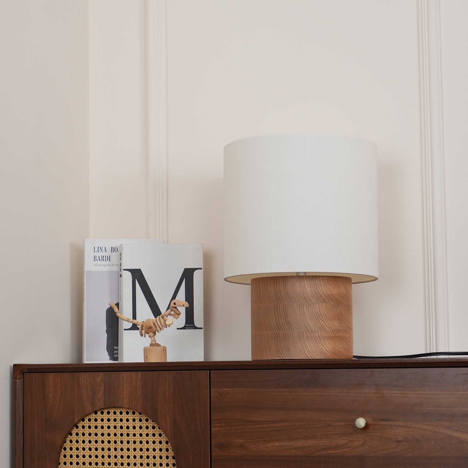 Alvira Minialist Wood Table Lamp-Neutral Decor
