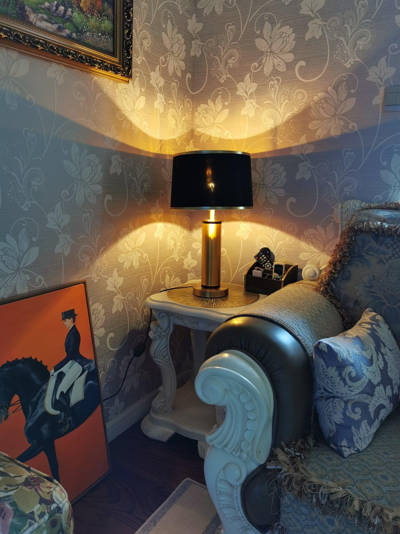 Cur Modern Table Lamp-Neutral Decor