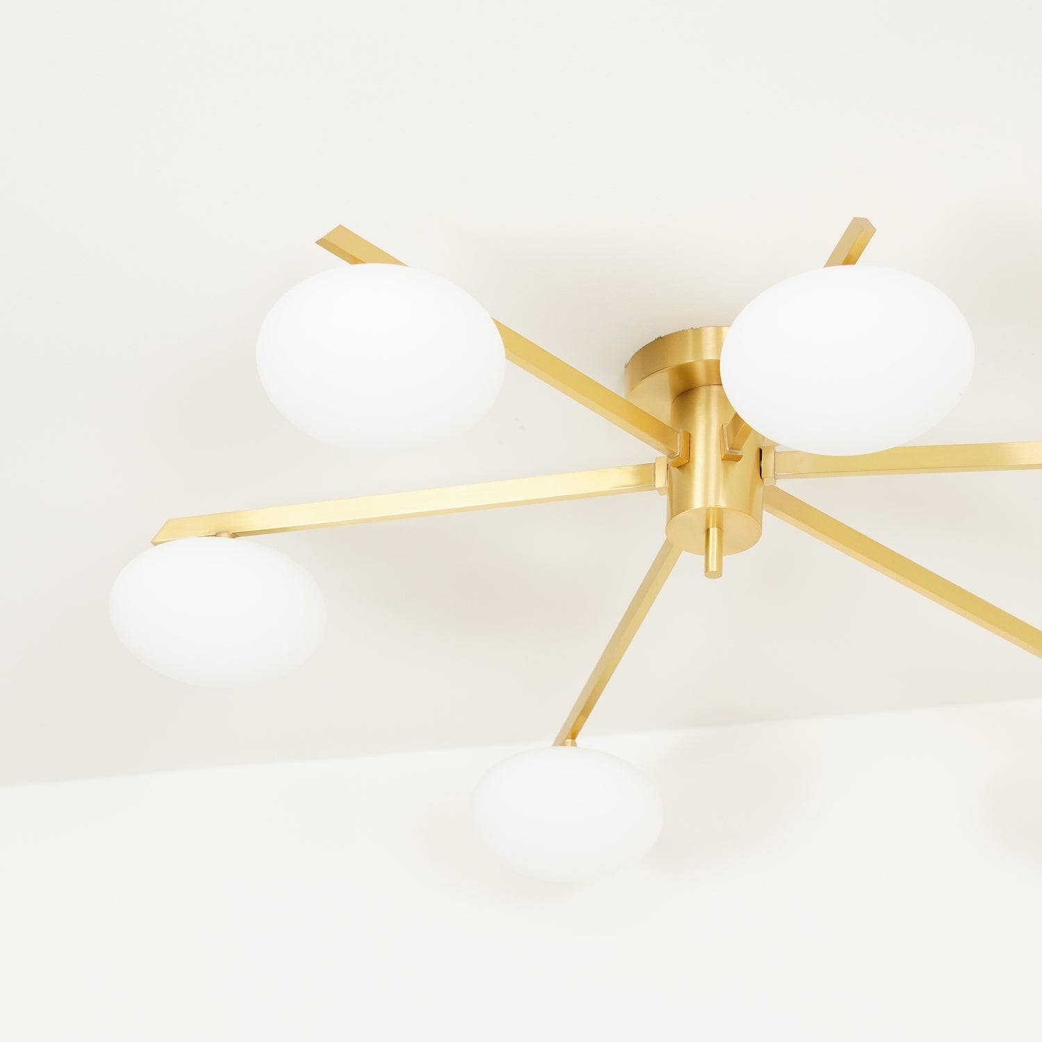Lustra Ceiling Lamp Black White Glass-Neutral Decor