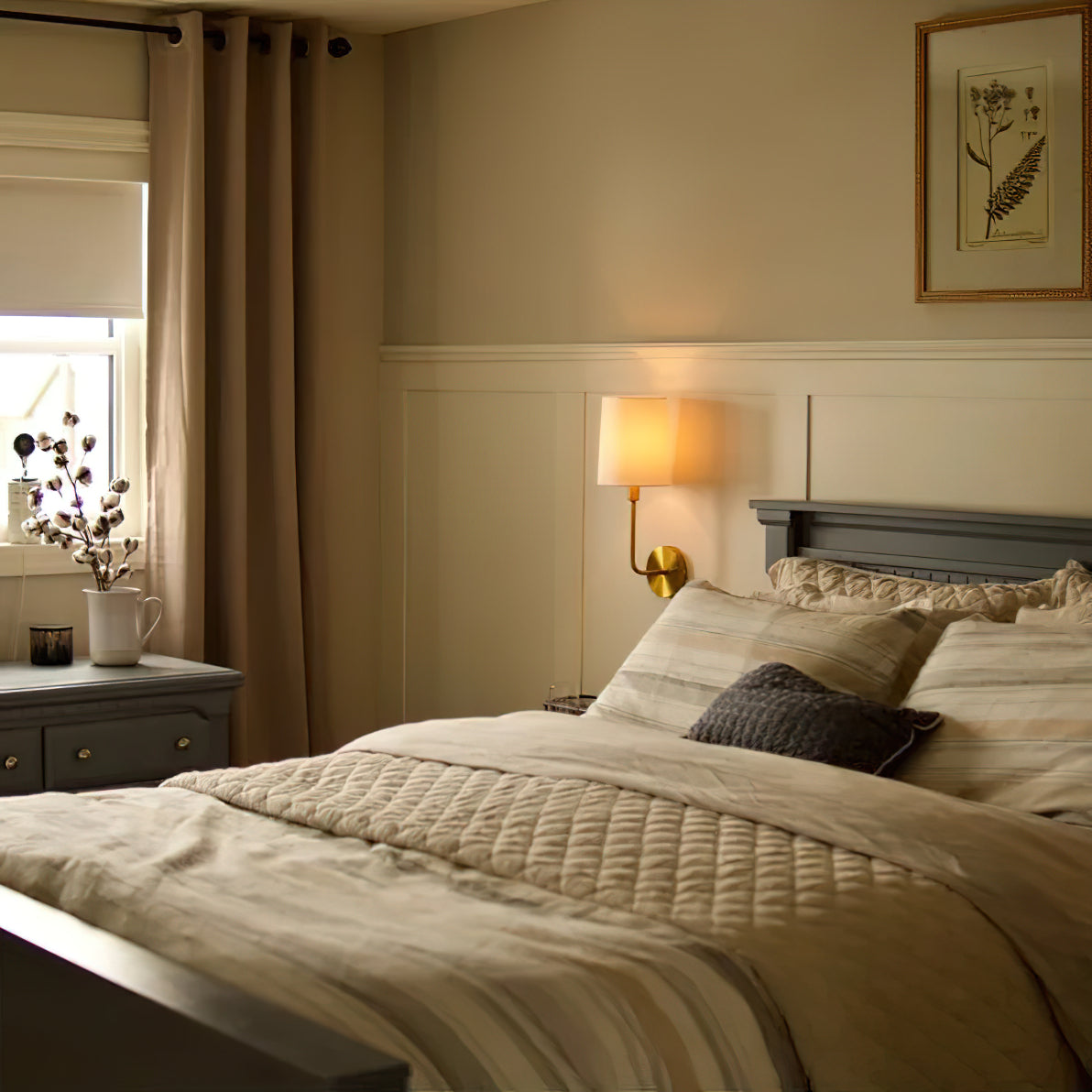 Orvynia Wall Lamp
