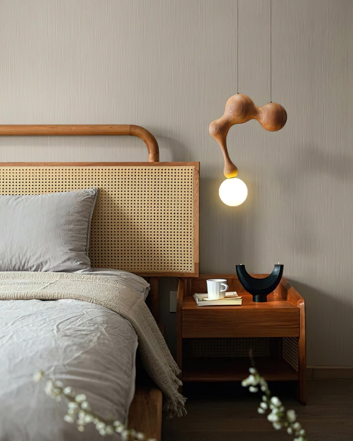 Hale Luxury Wood Pendant Light-Neutral Decor