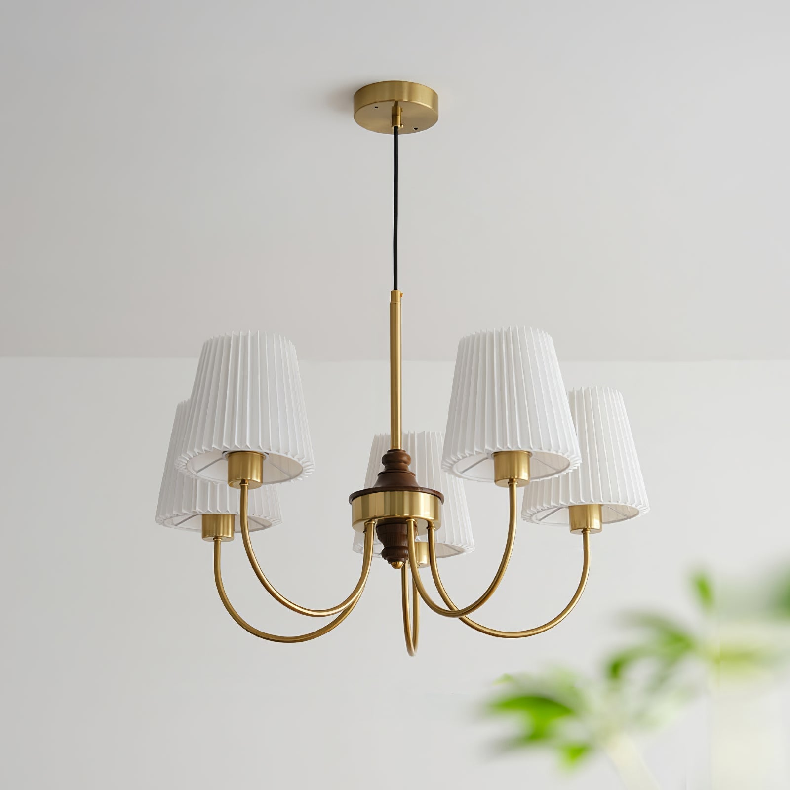 Jeromi Chandelier
