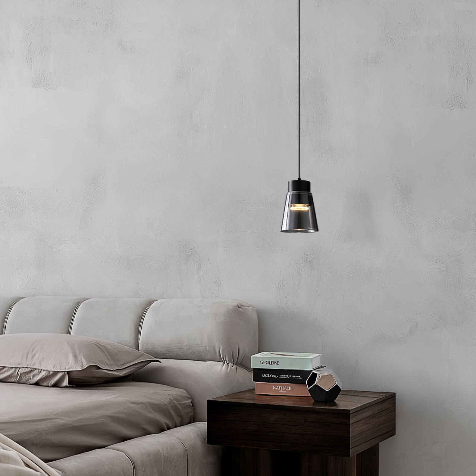 Nild Aluminum Classic Pendant Light-Neutral Decor