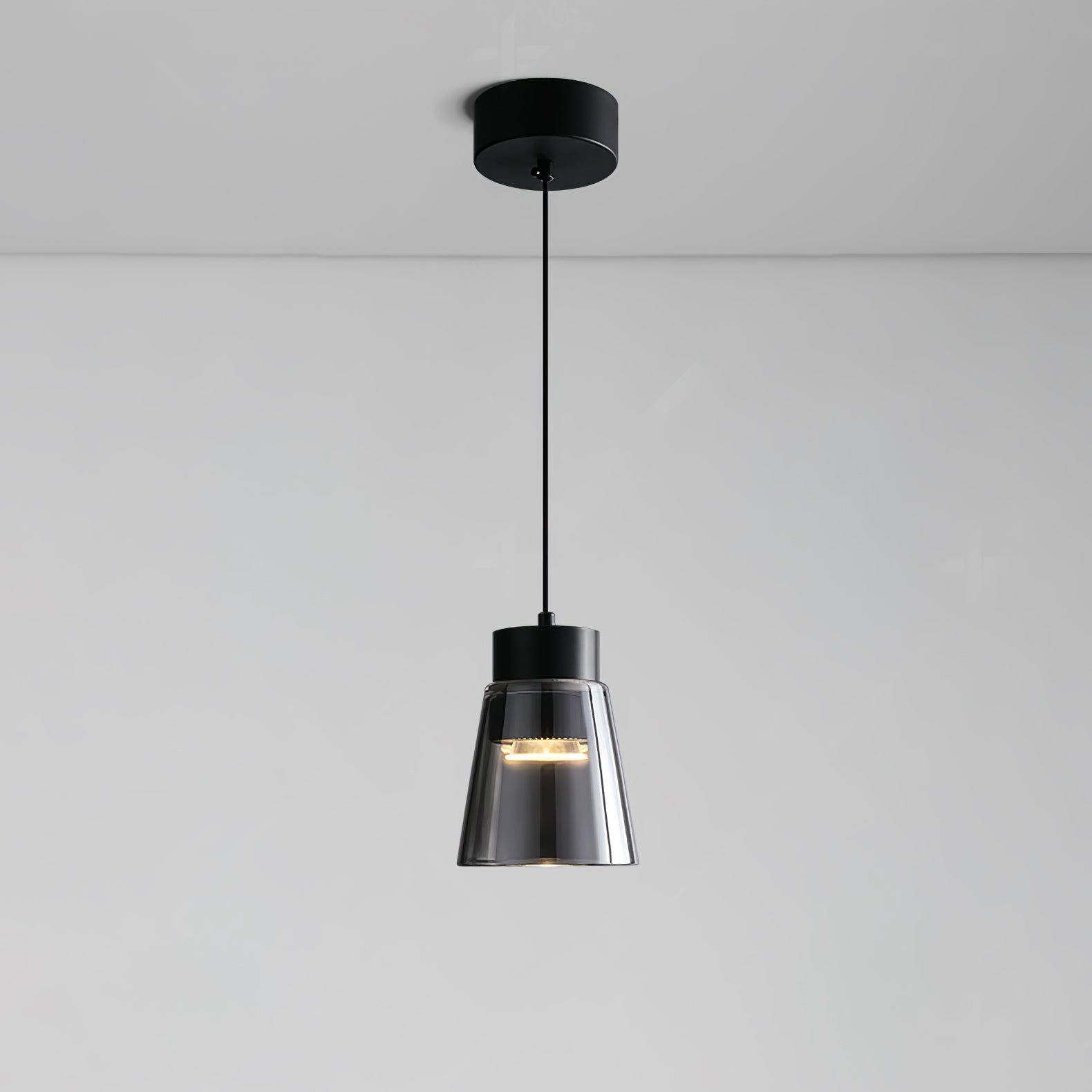 Nild Aluminum Classic Pendant Light-Neutral Decor