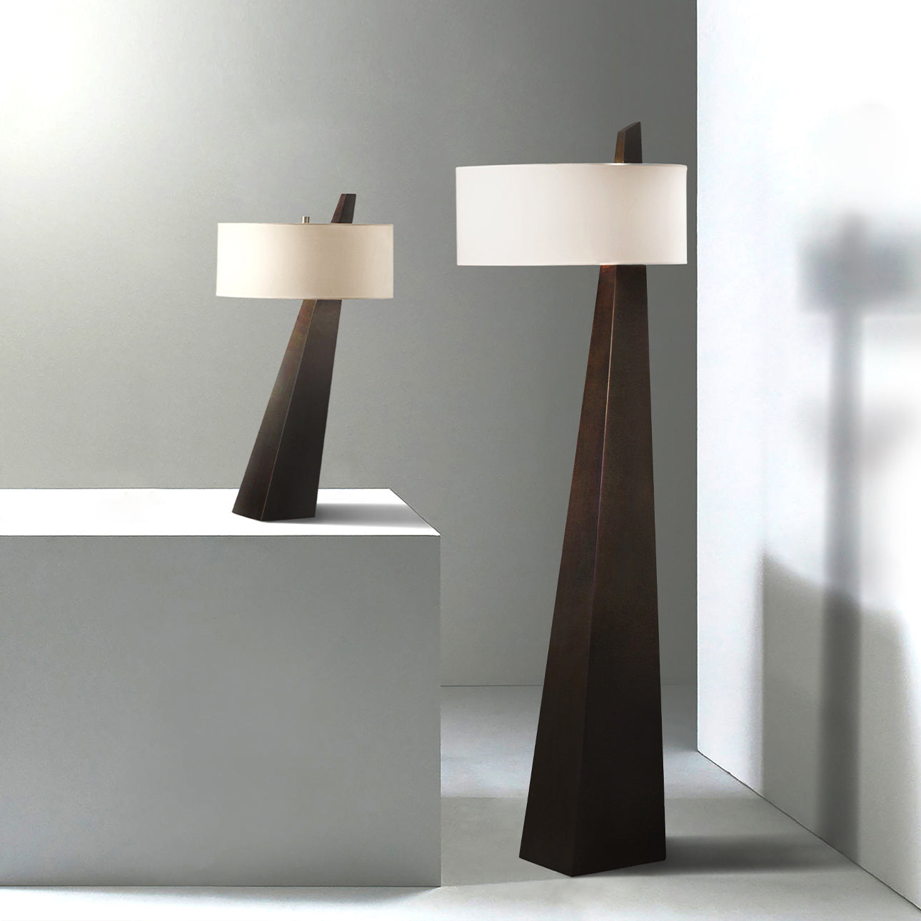 Luna Obelisk Table Lamp