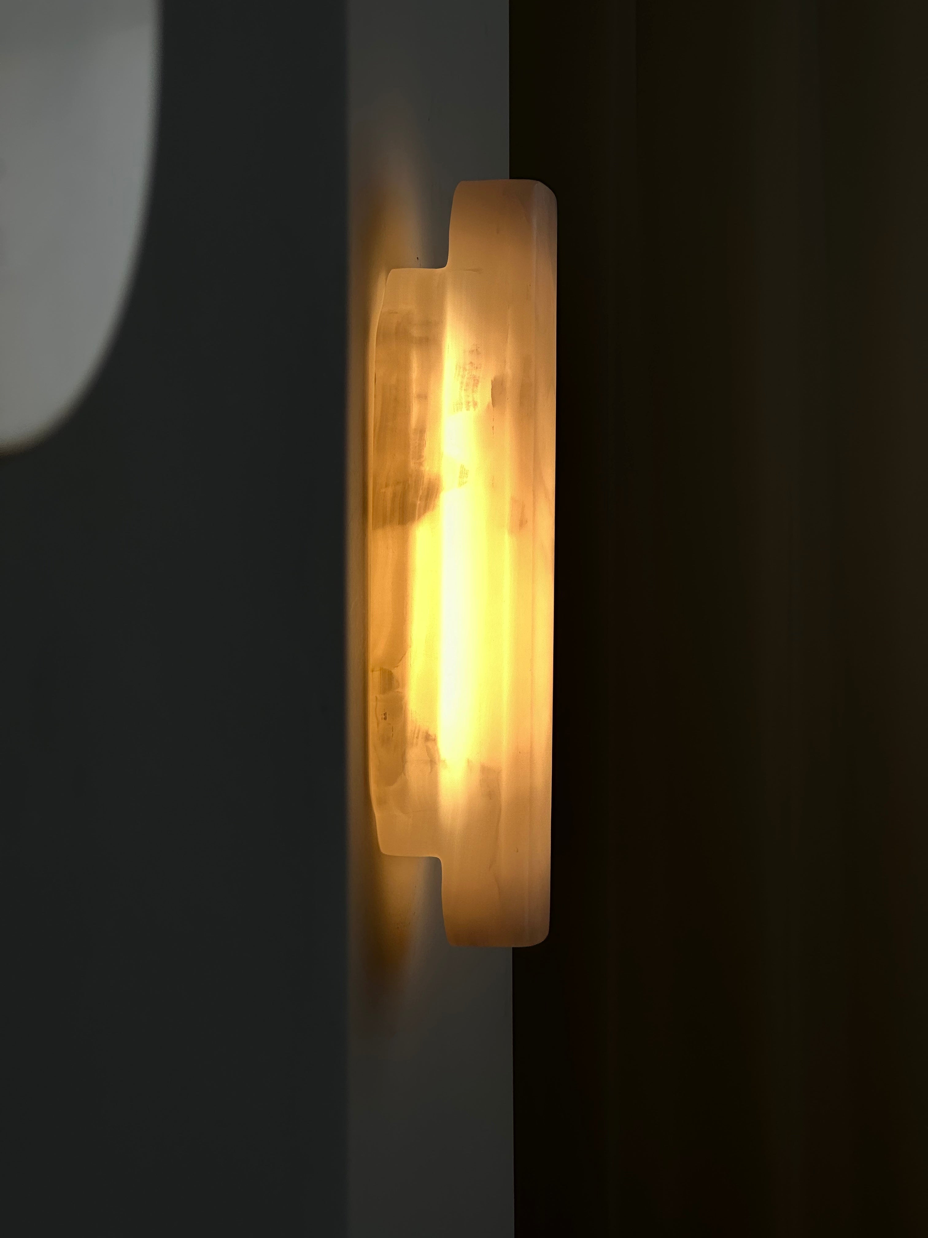 Eurcara Wall Lamp