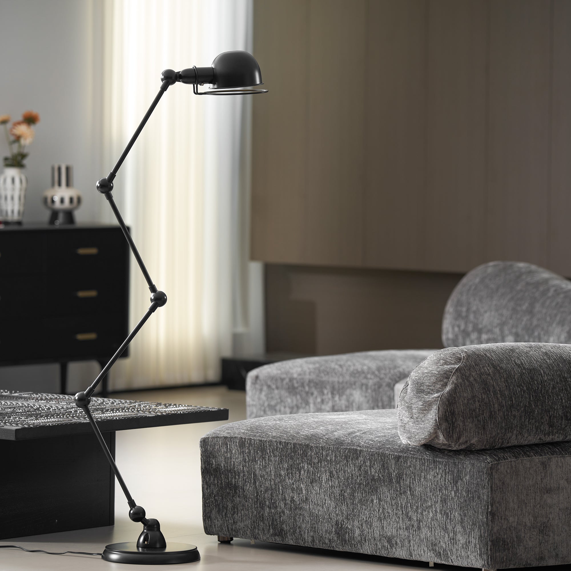 Axel Floor Lamp