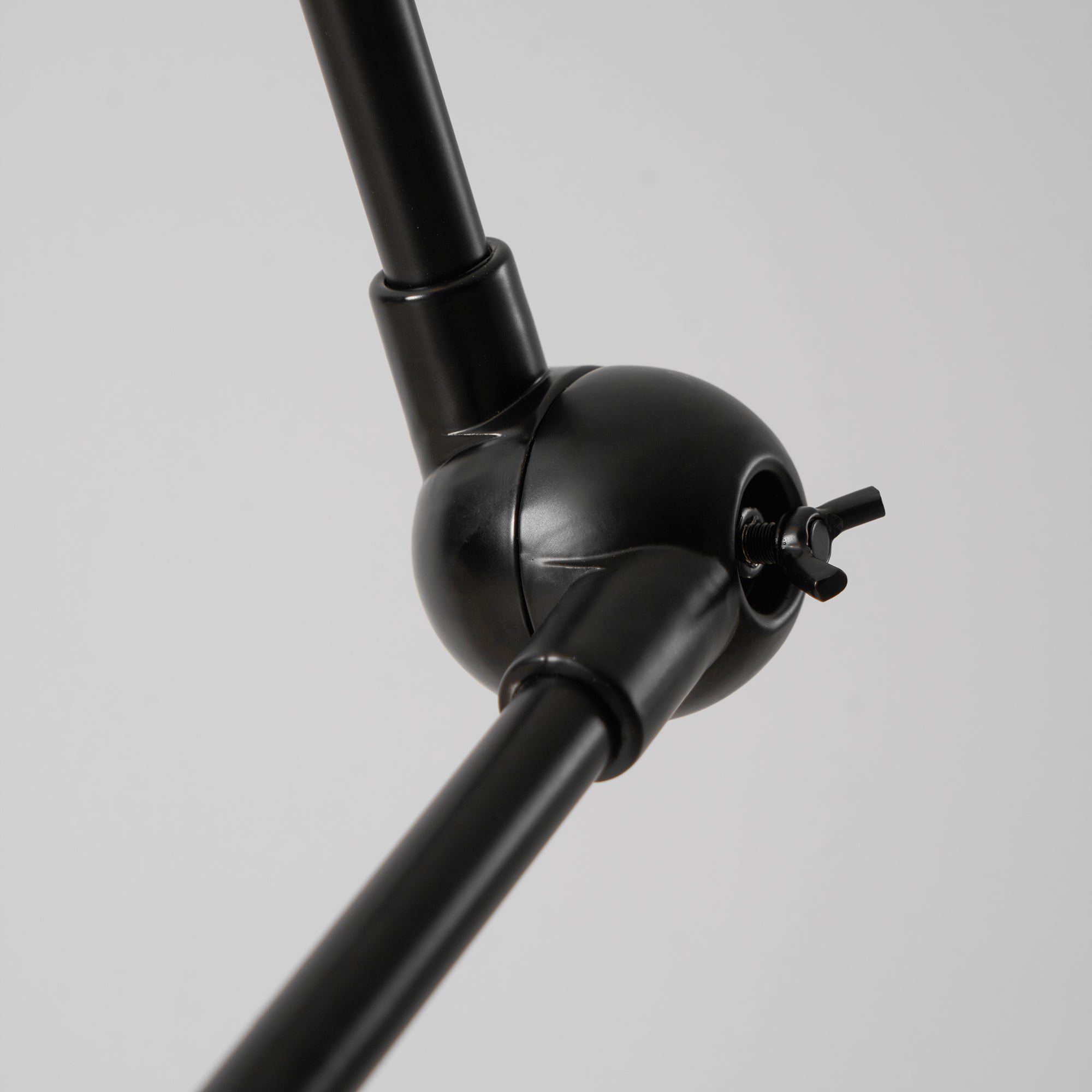 Axel Floor Lamp