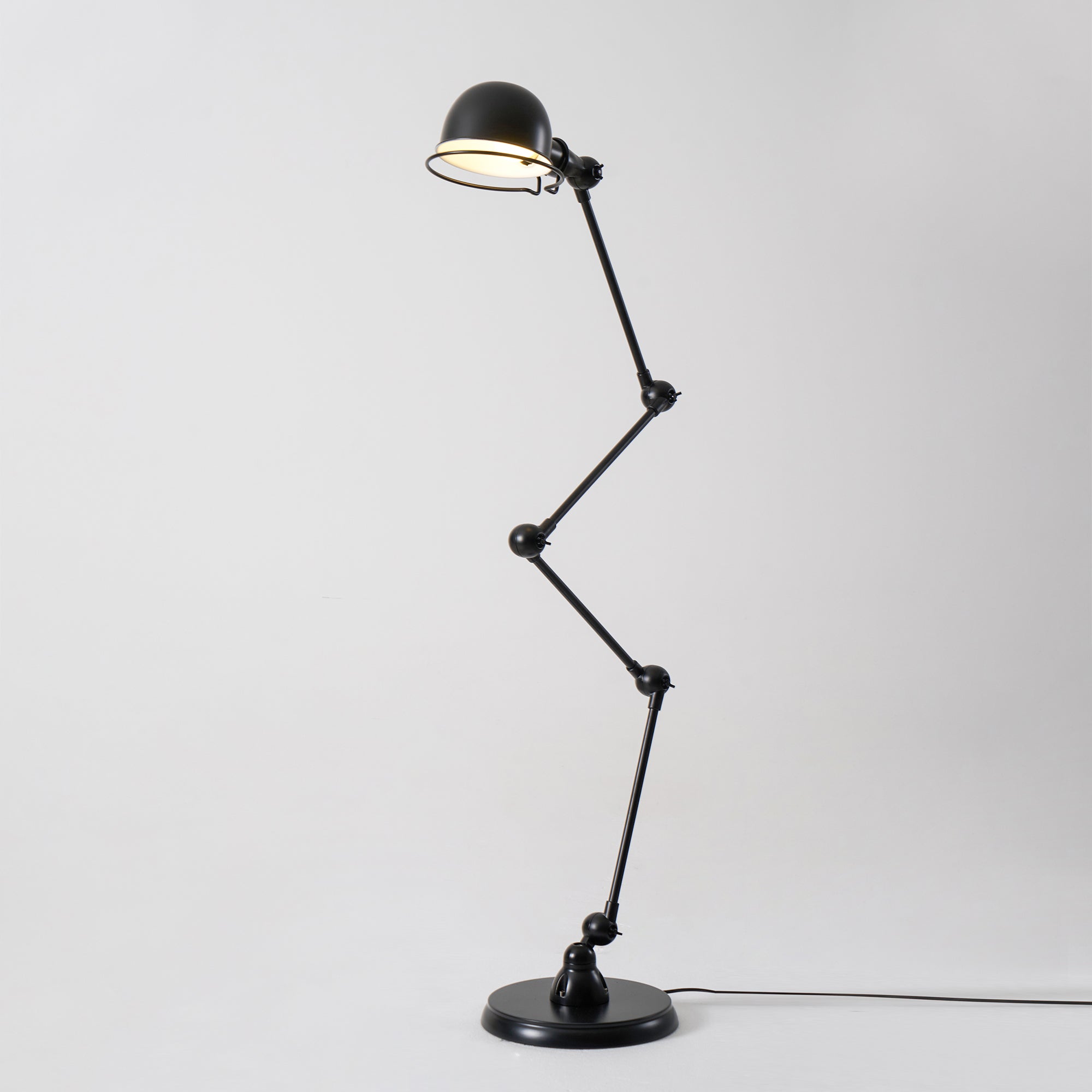 Axel Floor Lamp