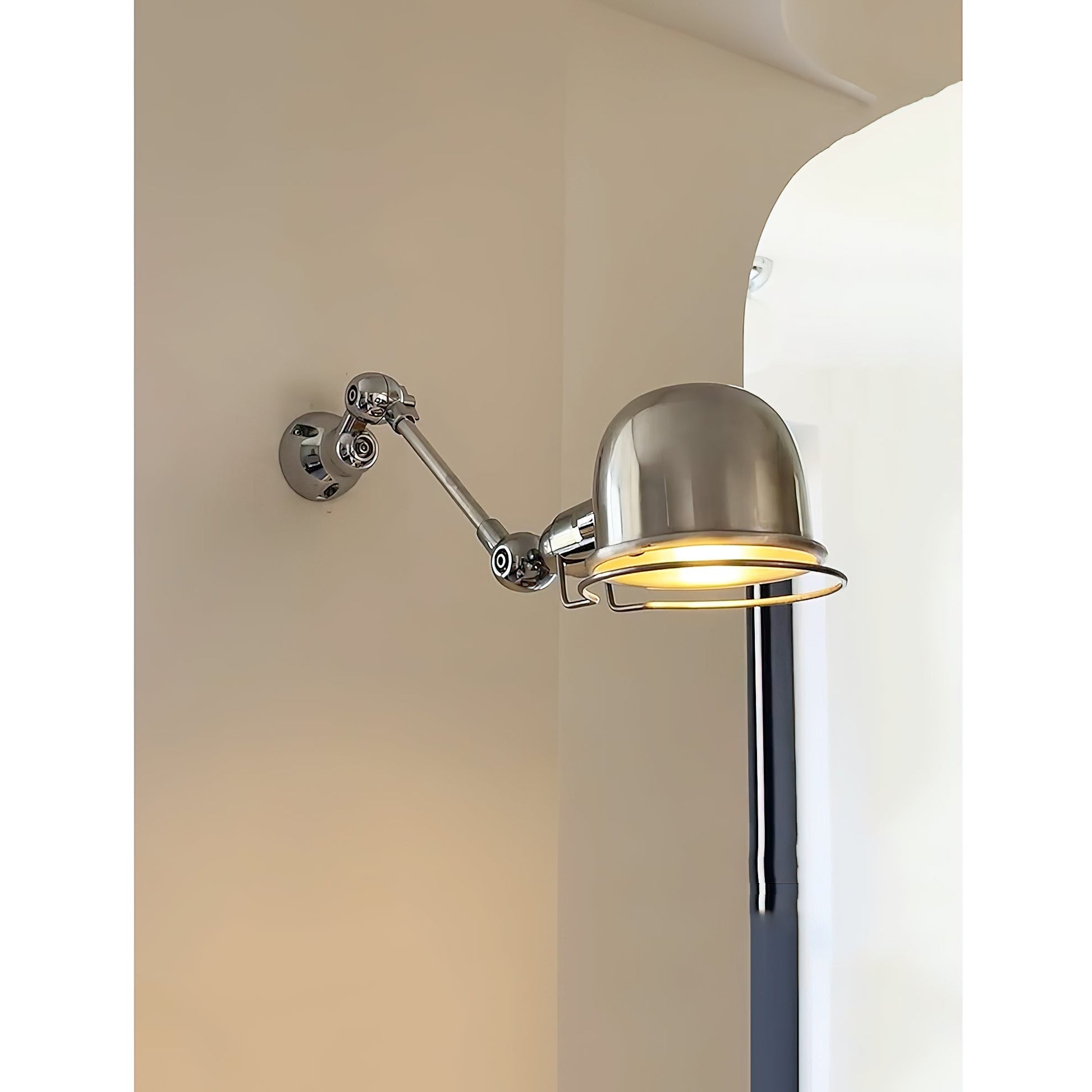 The wall lamp shown in its medium size configuration.