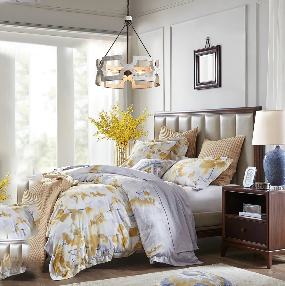 Victoria Chandeliers - Neutralighting