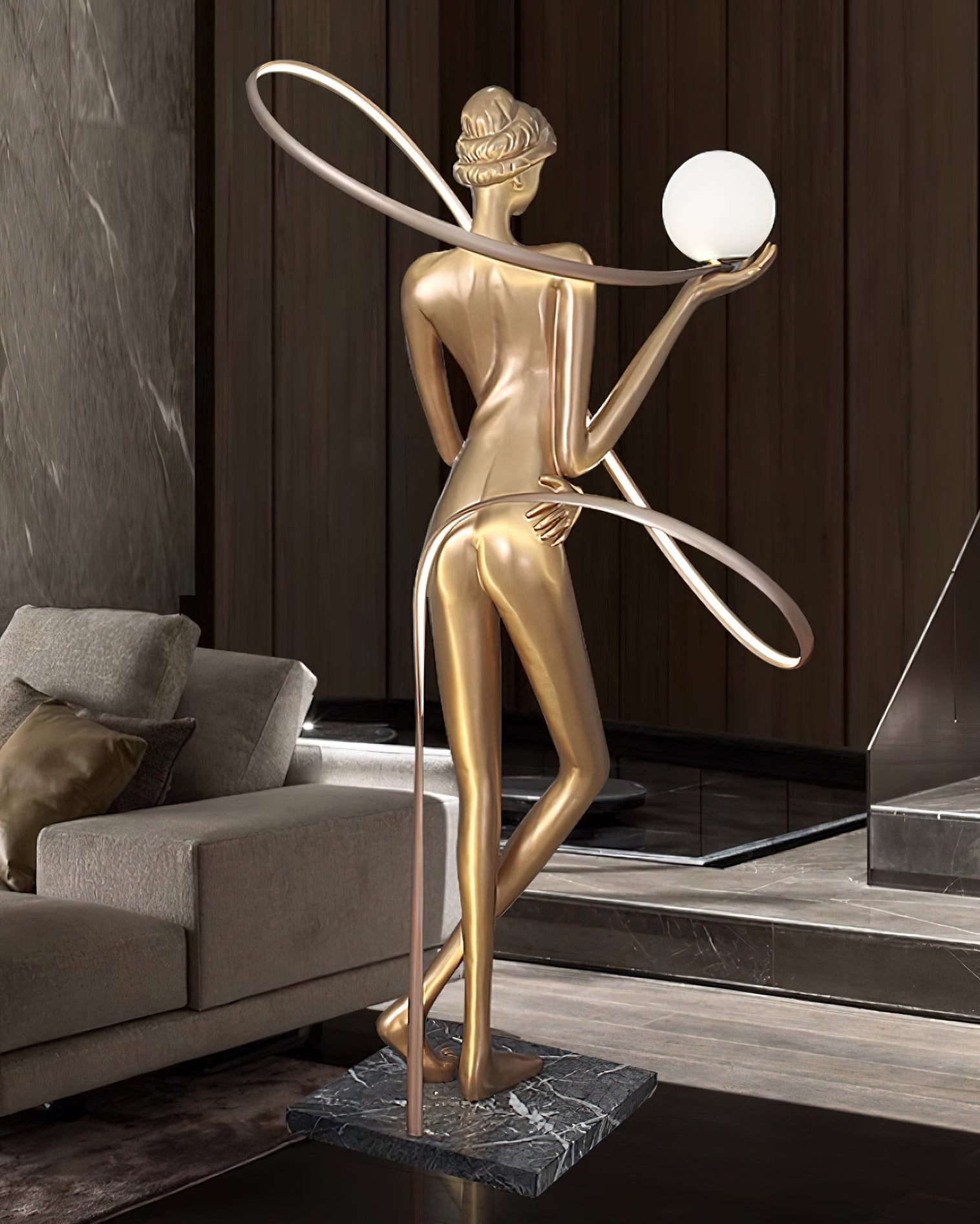 Dess Floor Lamp
