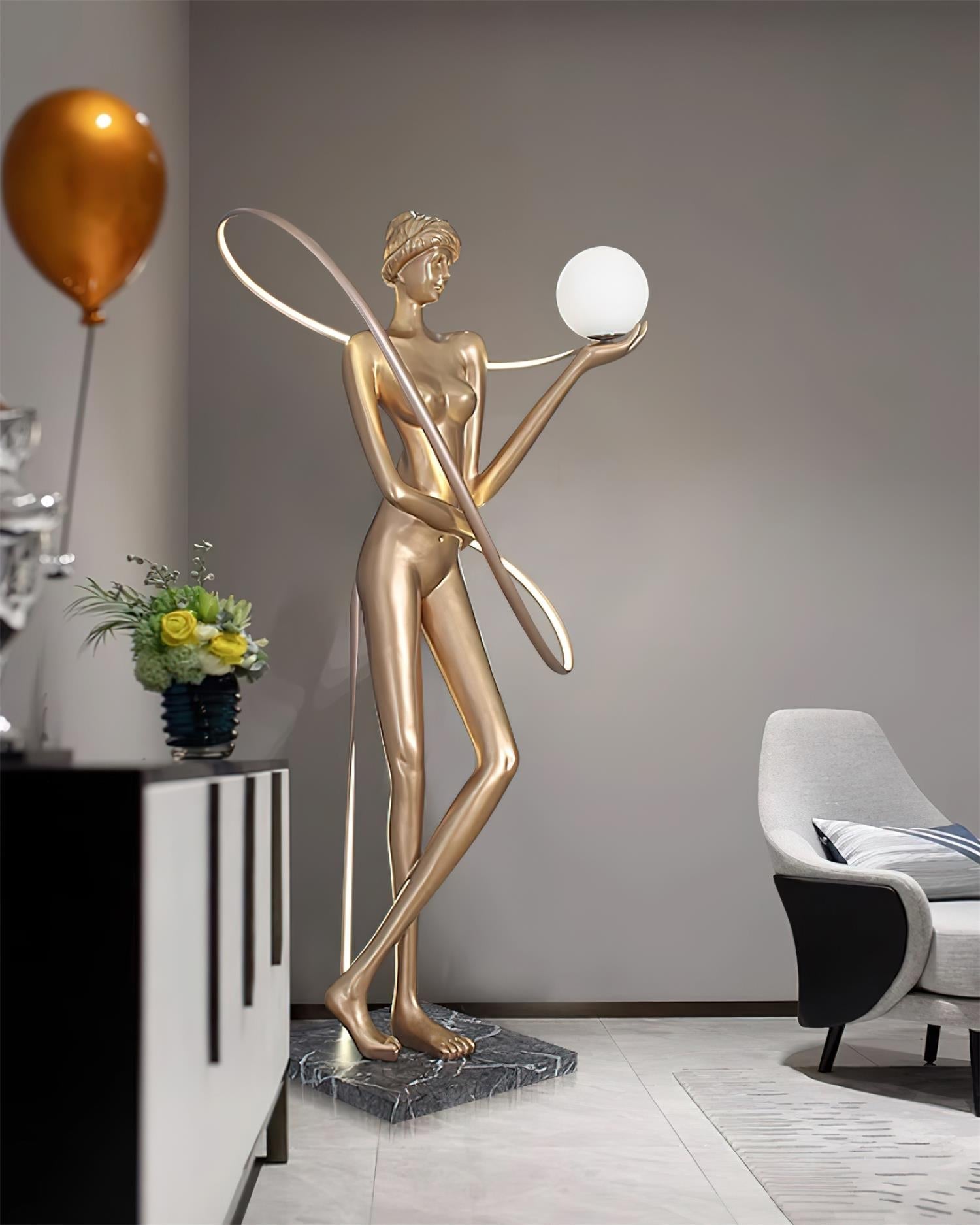 Dess Floor Lamp
