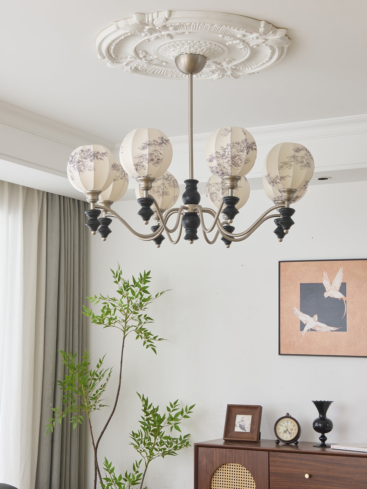 Osilan Traditional Elegance Vintage Wood Chandelier-Neutral Decor