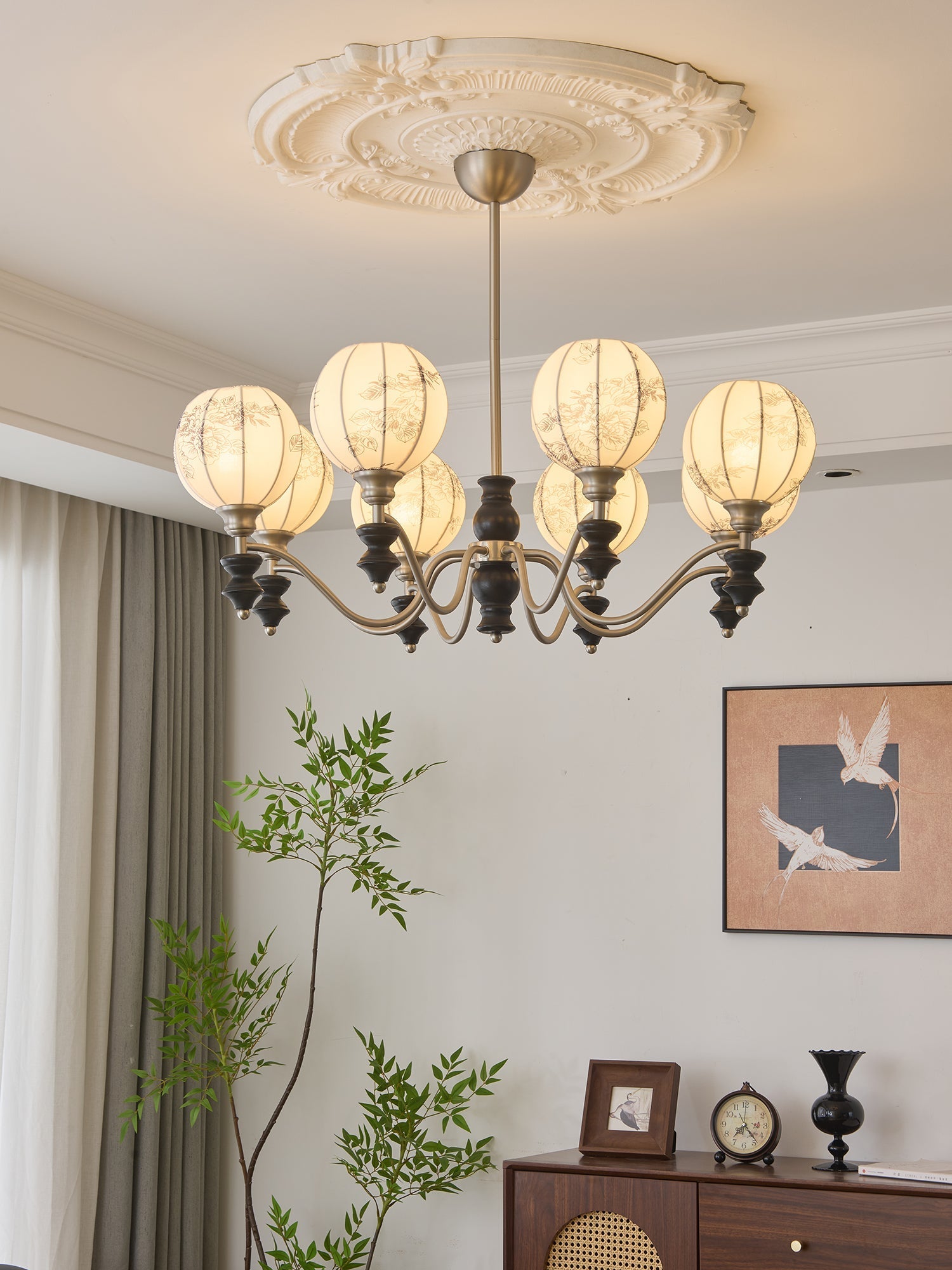 Osilan Traditional Elegance Vintage Wood Chandelier-Neutral Decor