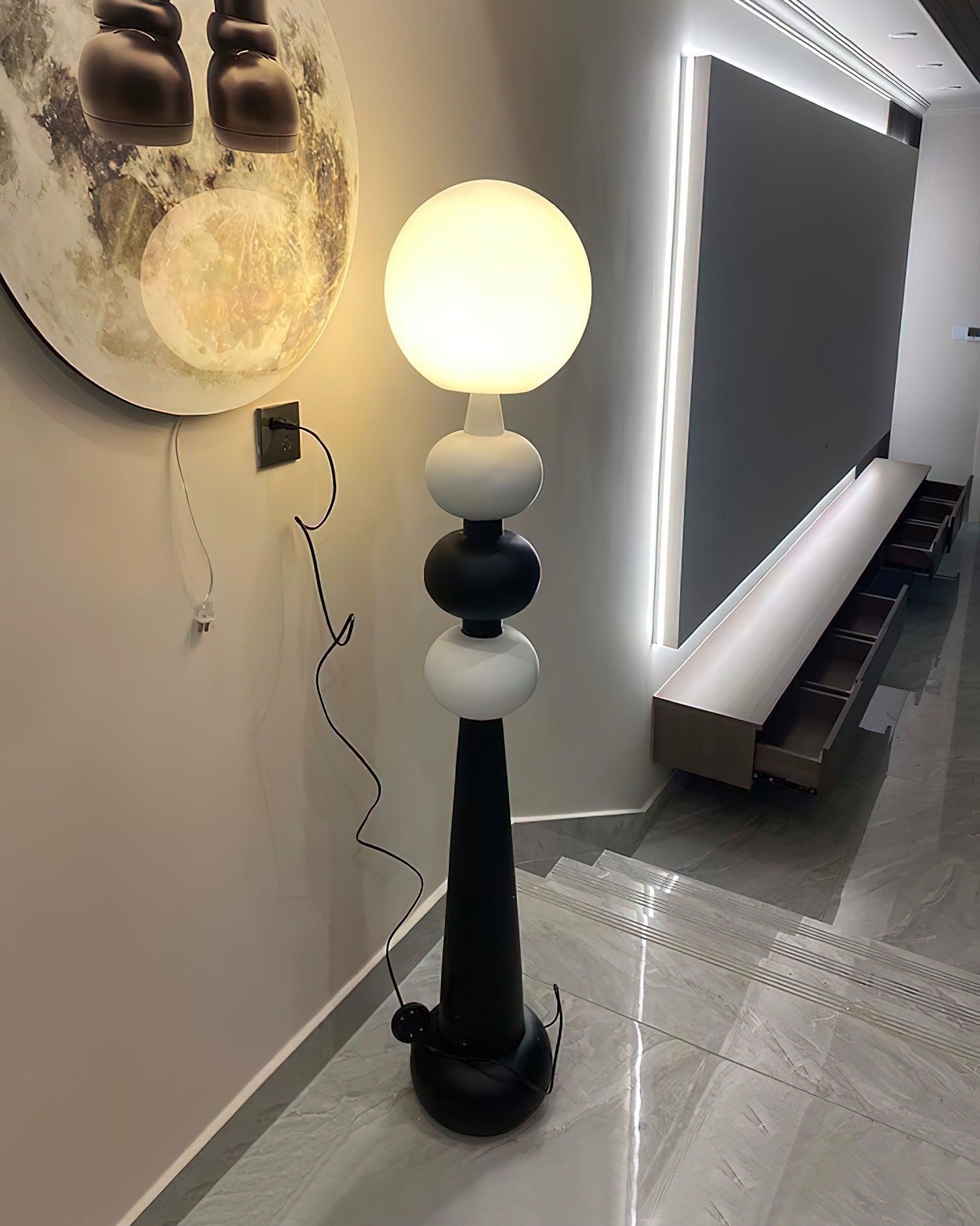 Totem Floor Lamp