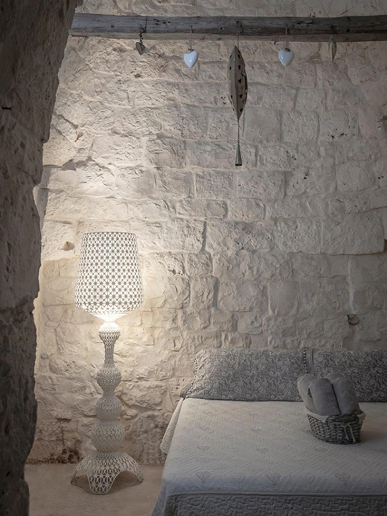 Brook Vintage Floor Lamp-Neutral Decor