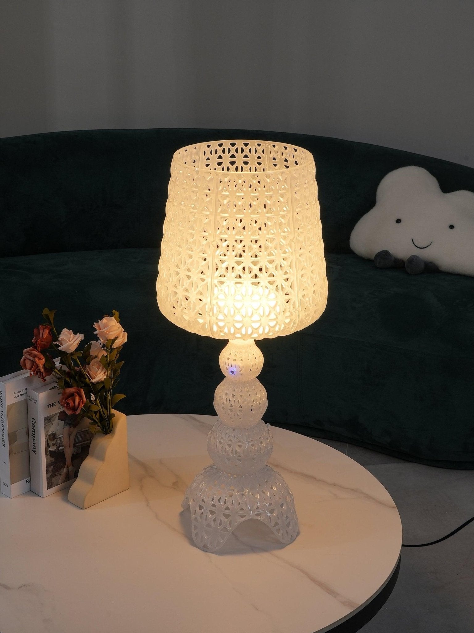 Lilah Acrylic Luxury Table Lamp-Neutral Decor
