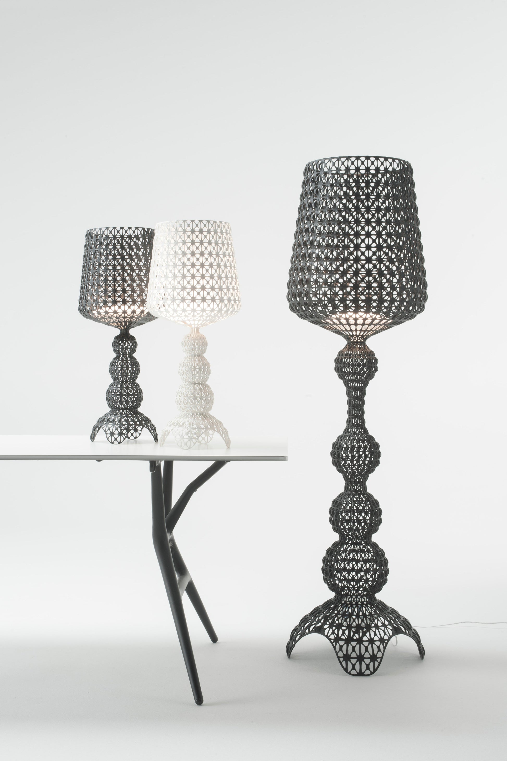 Lilah Acrylic Luxury Table Lamp-Neutral Decor