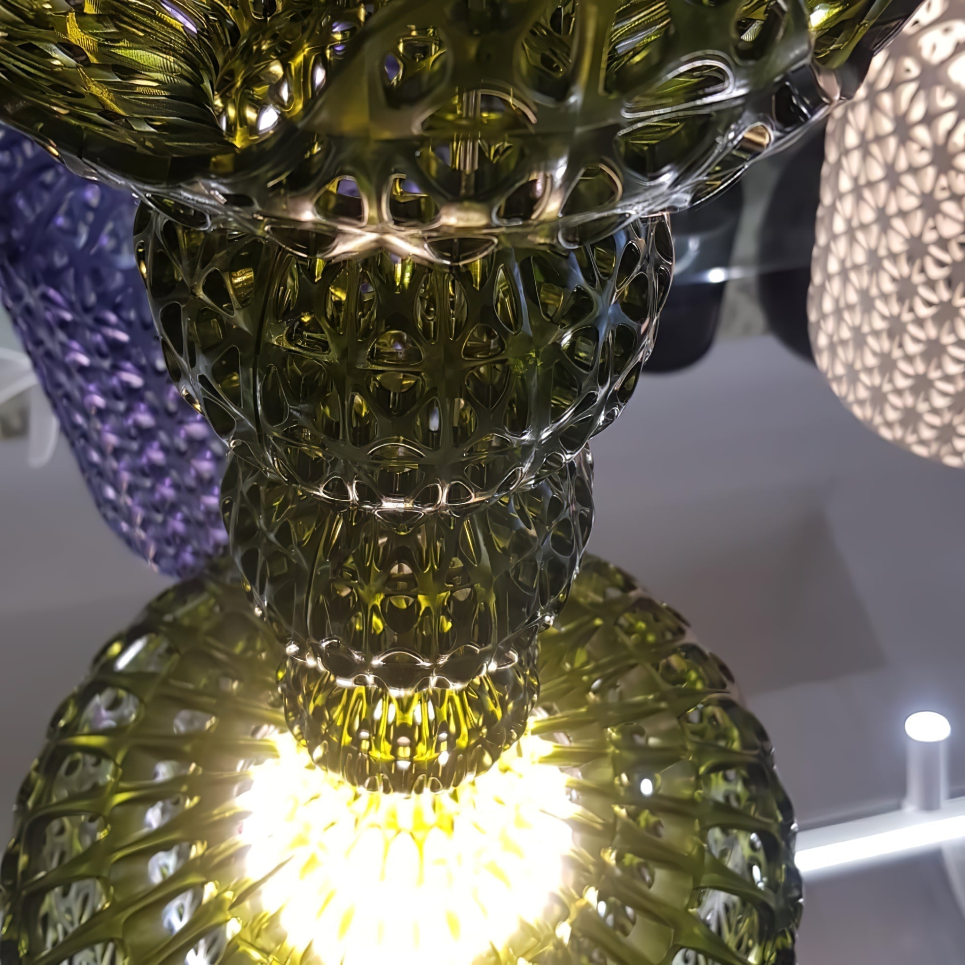 Lilah Acrylic Luxury Table Lamp-Neutral Decor