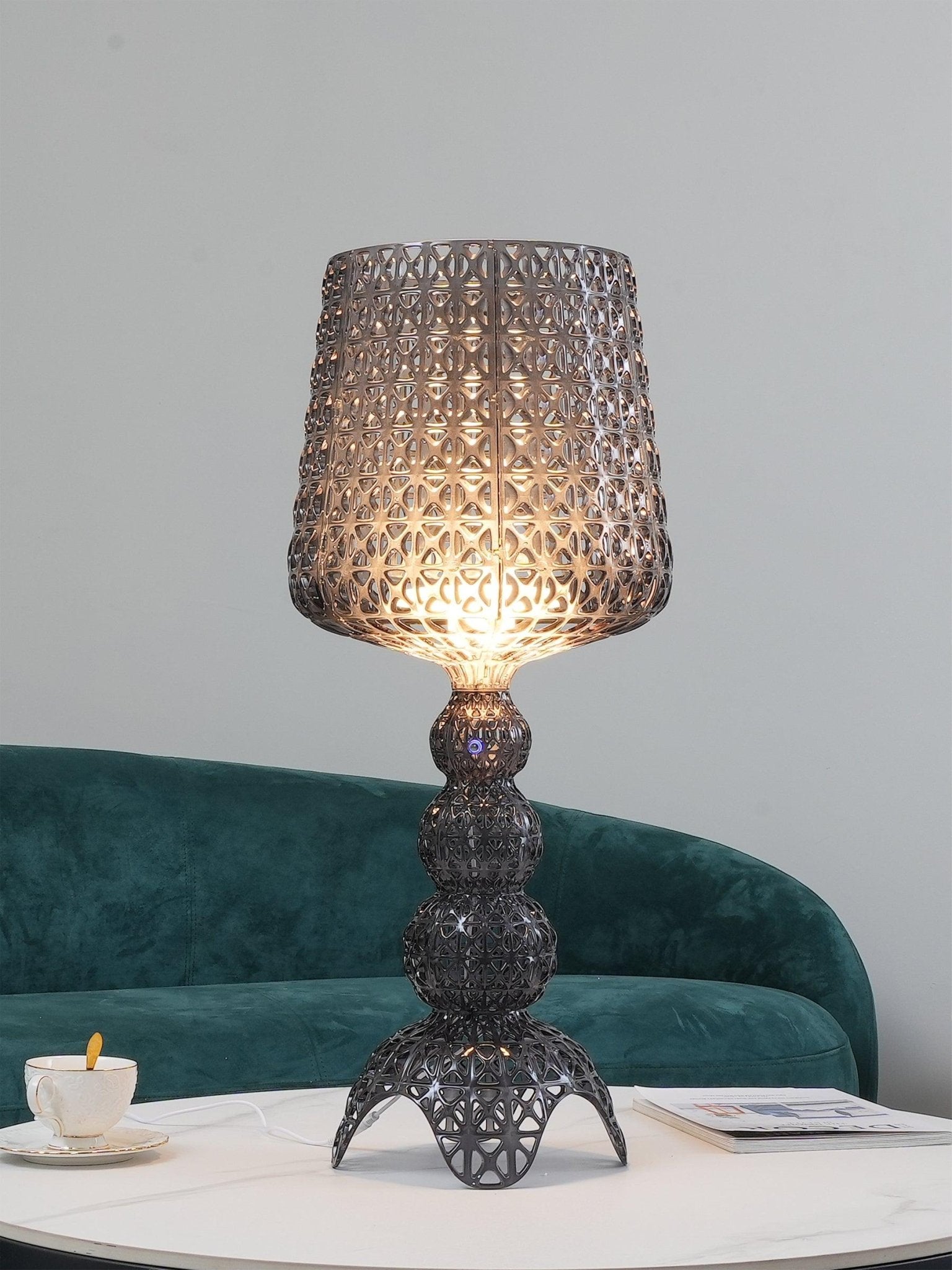 Lilah Acrylic Luxury Table Lamp-Neutral Decor