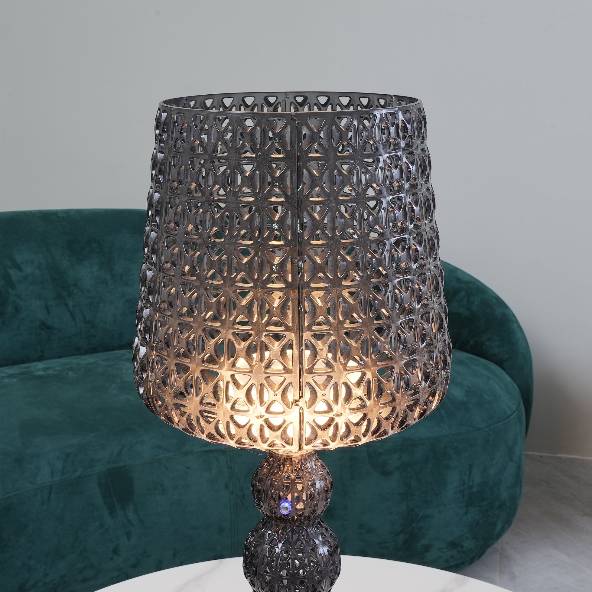 Lilah Acrylic Luxury Table Lamp-Neutral Decor