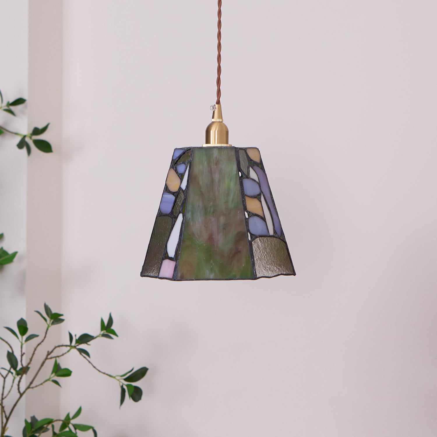 Fira Tiffany-Style Stained Glass Pendant Light-Neutral Decor