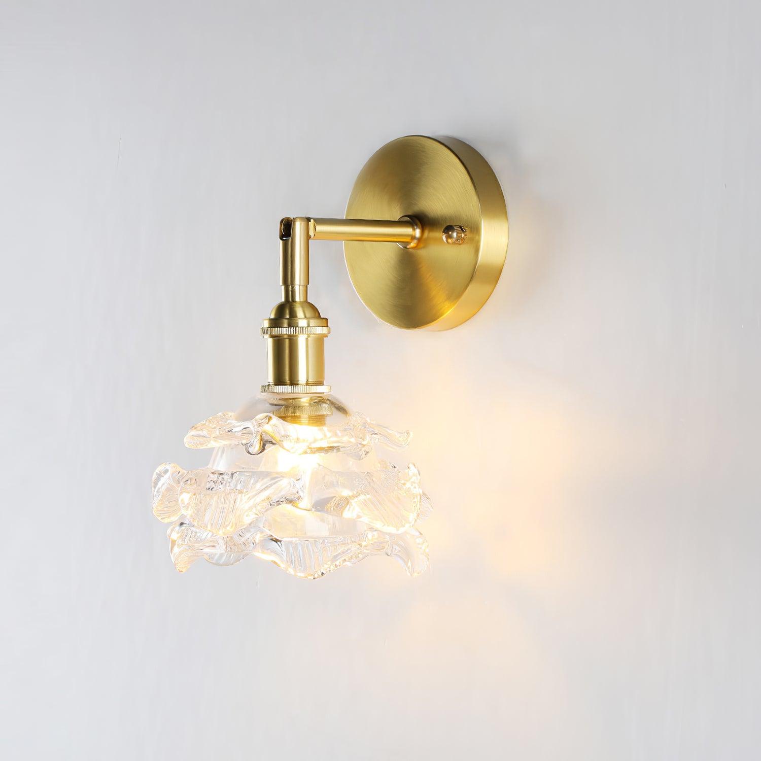 Petal Vintage Brass Wall Lamp-Neutral Decor