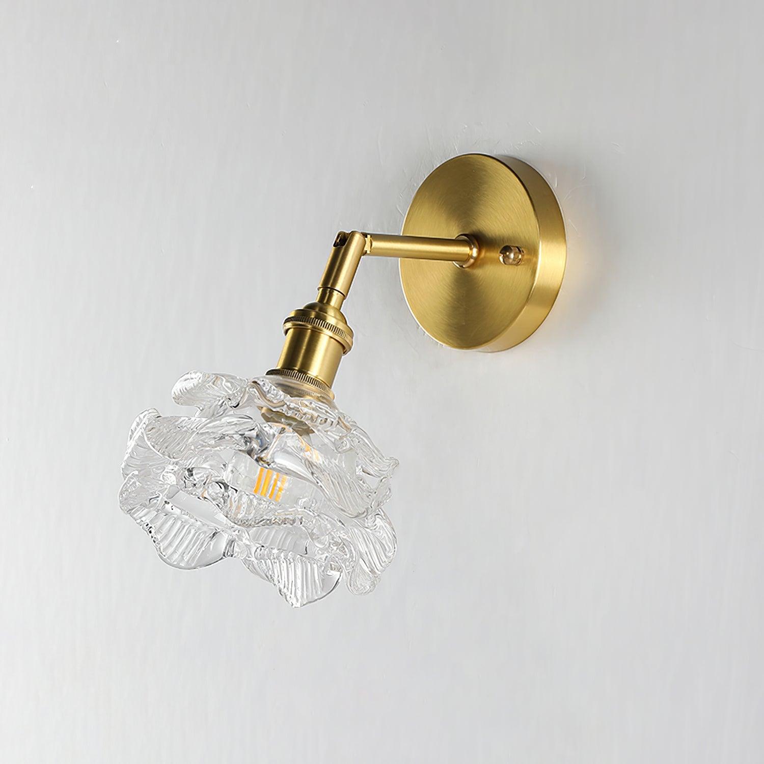 Petal Vintage Brass Wall Lamp-Neutral Decor