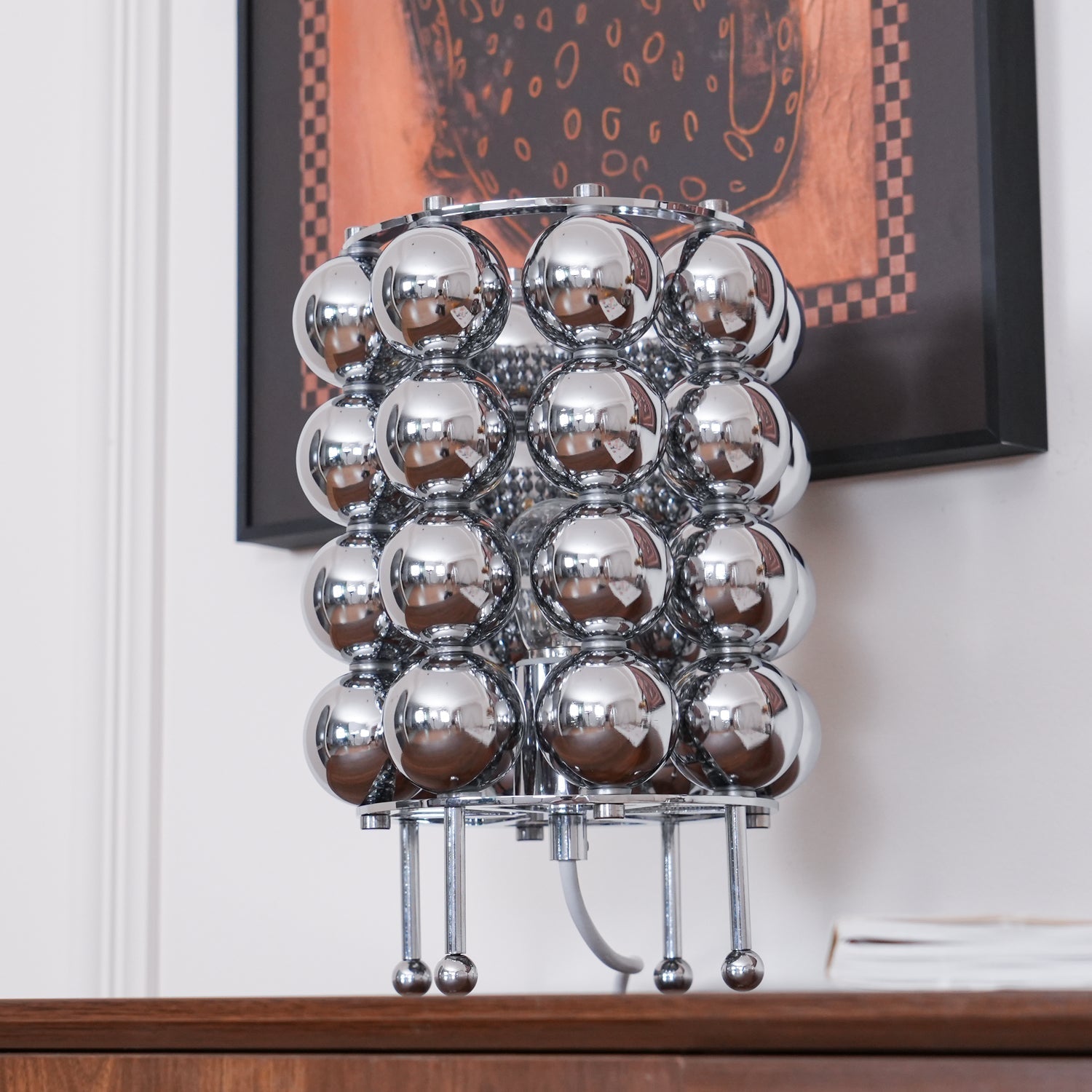 Lirra Steel Futuristic Table Lamp-Neutral Decor
