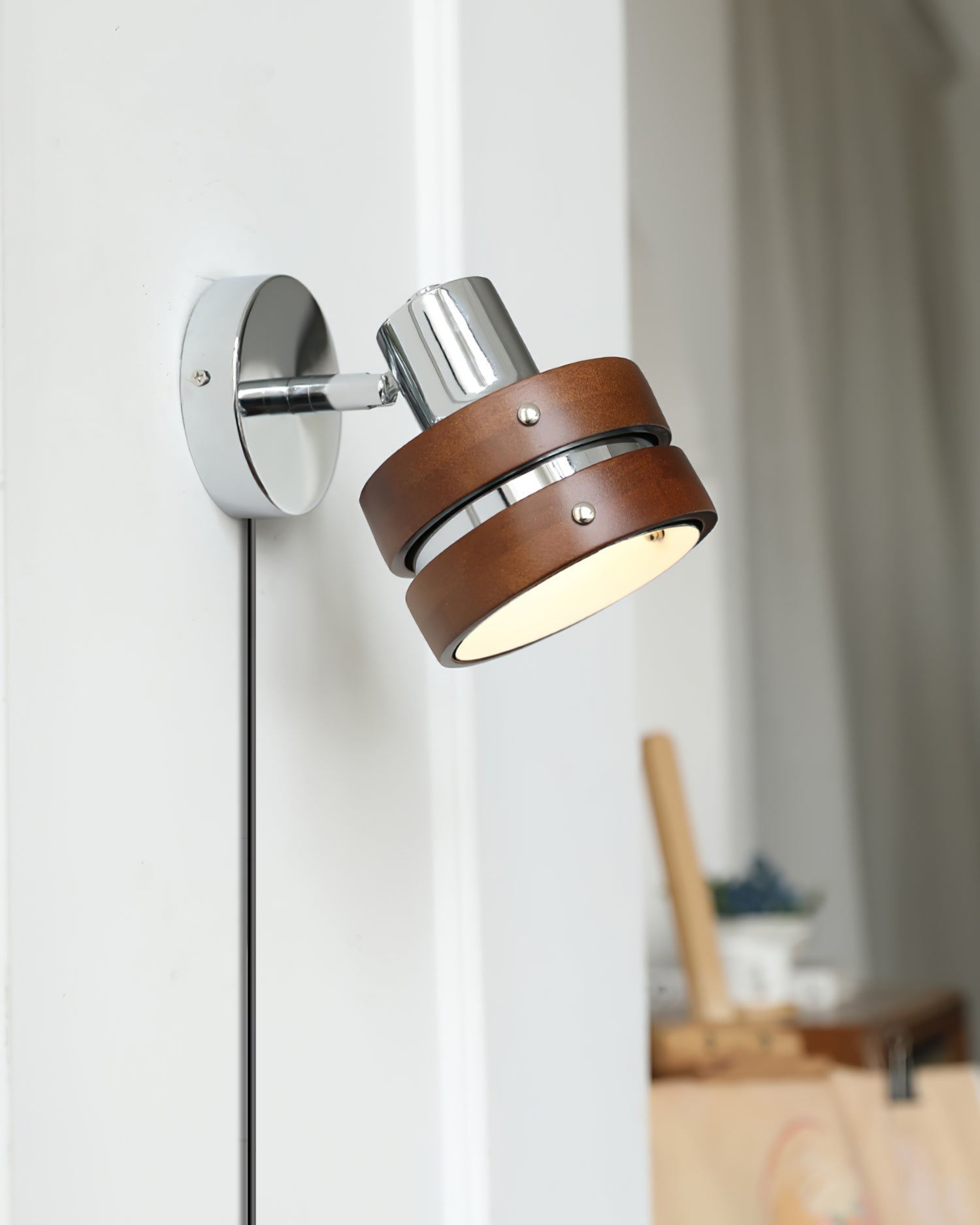 Nildes Wood Classic Wall Lamp-Neutral Decor