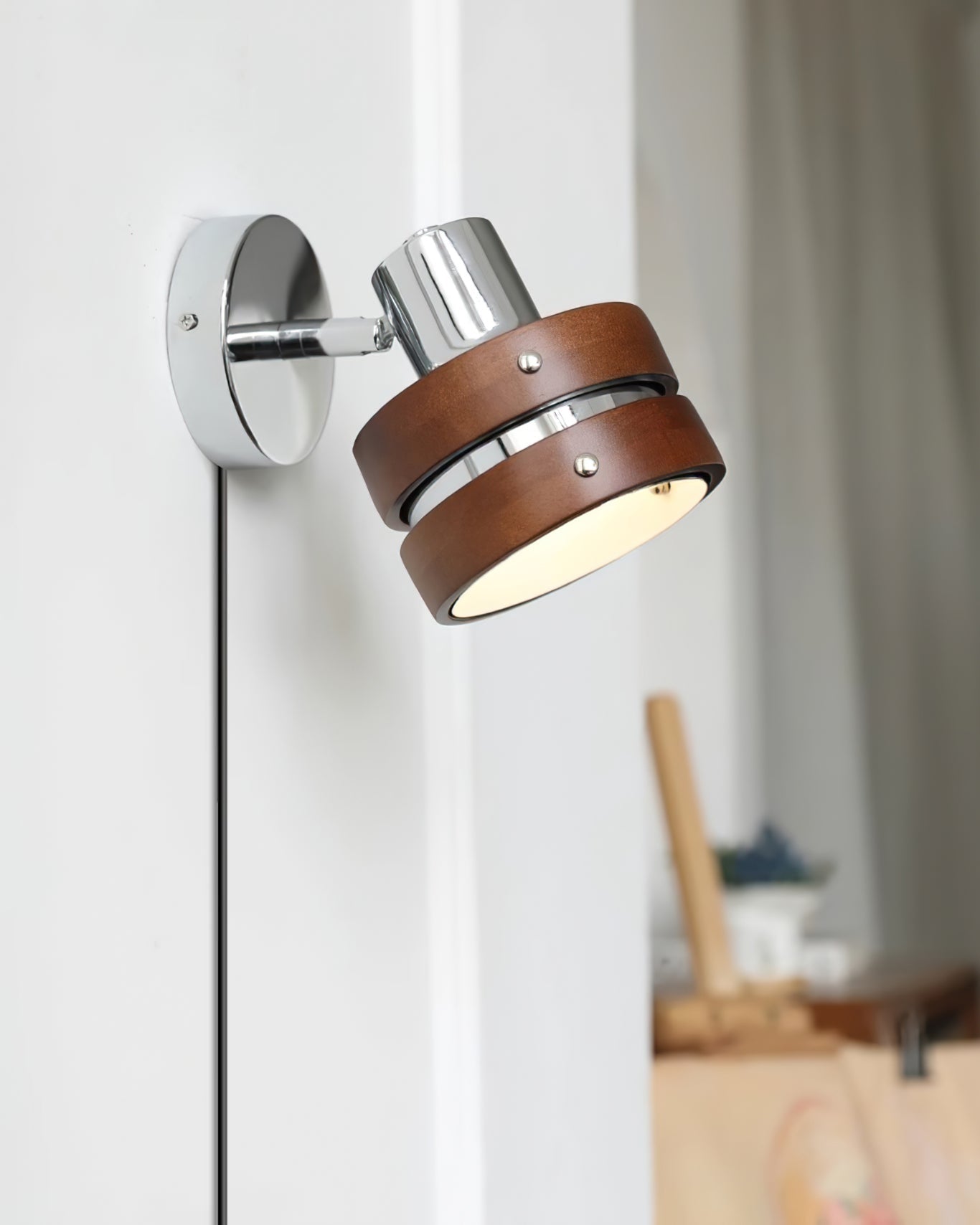 Nildes Wood Classic Wall Lamp-Neutral Decor