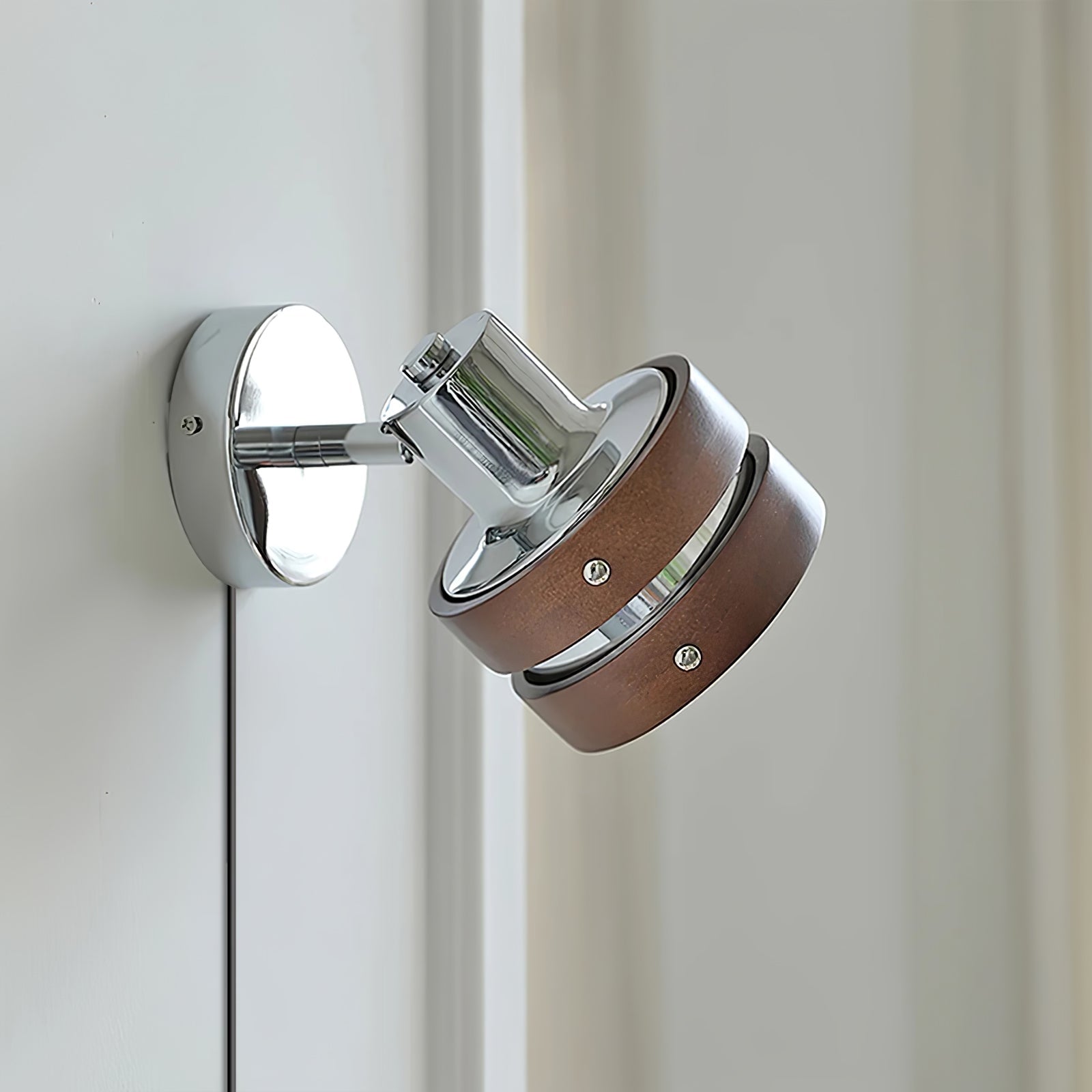 Nildes Wood Classic Wall Lamp-Neutral Decor